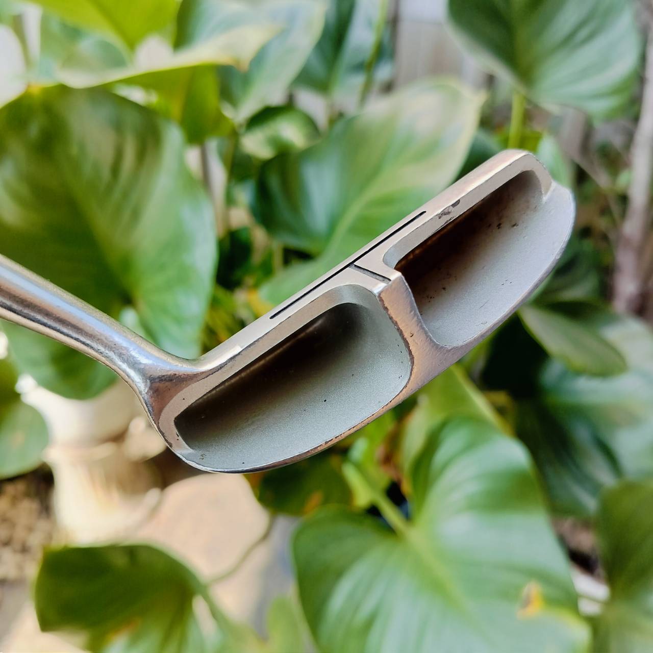 CHIPPER JIGGER HEAVEN BOUNCER APPROACH WEAPON 36 ความยาว 35 นิ้ว ไม้อเนกประสงค์ สามารถเล่นลูกชิพแอนด์รัยข้างกรีน เล็งไลน์หวังผลลงได้เลย ไม้กอล์ฟพรีเมี่ยมมือสอง ของแท้ By NakaraLuxurious