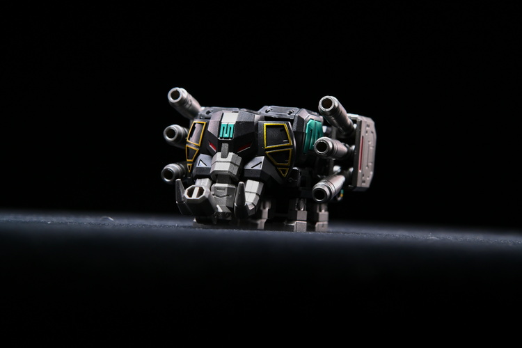 [สั่งจอง] Lucky Cat (MICRO COSMOS) MC-03B : BEAST LORD Black Version (18Cm)