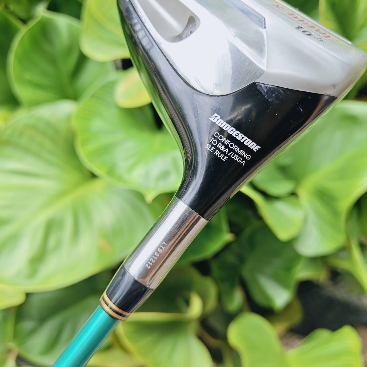 Driver TOURSTAGE X-DRIVE หน้าไม้ Titanium บางพิเศษ → รีดสปีดลูกกอล์ฟเต็มพลัง