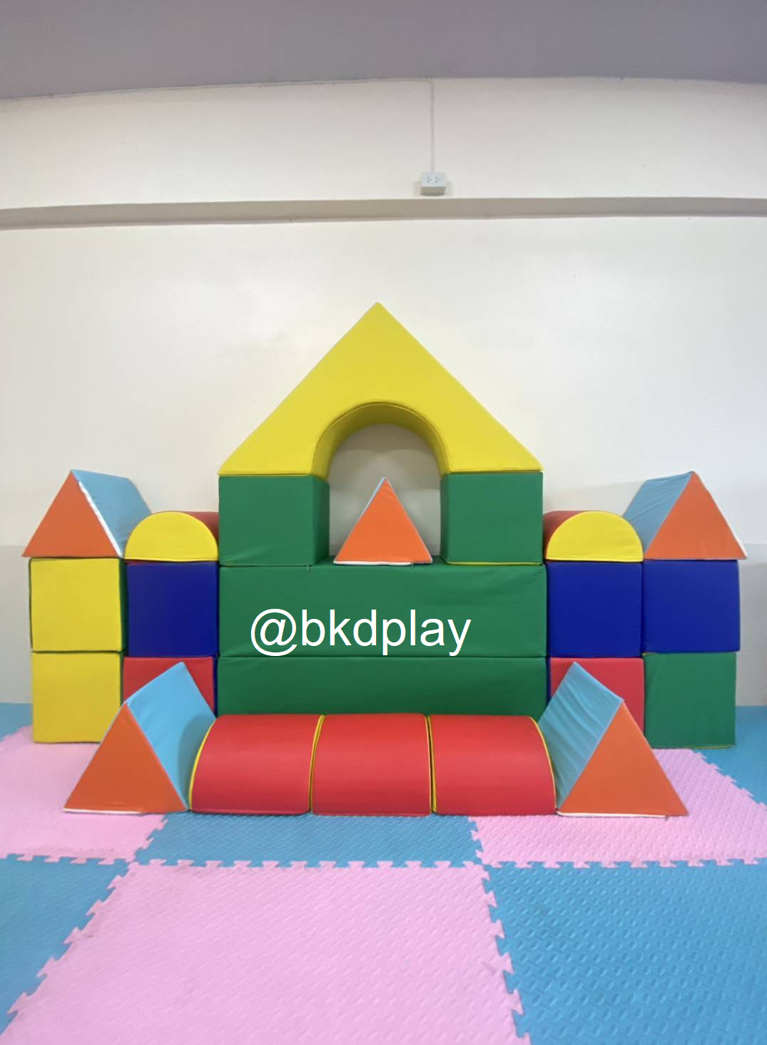เบาะนุ่มนิ่ม รูปทรงเรขาคณิตนุ่มนิ่ม 23ชิ้น ตัวต่อบล็อค softplay ของเล่นในร่ม Kids Zone