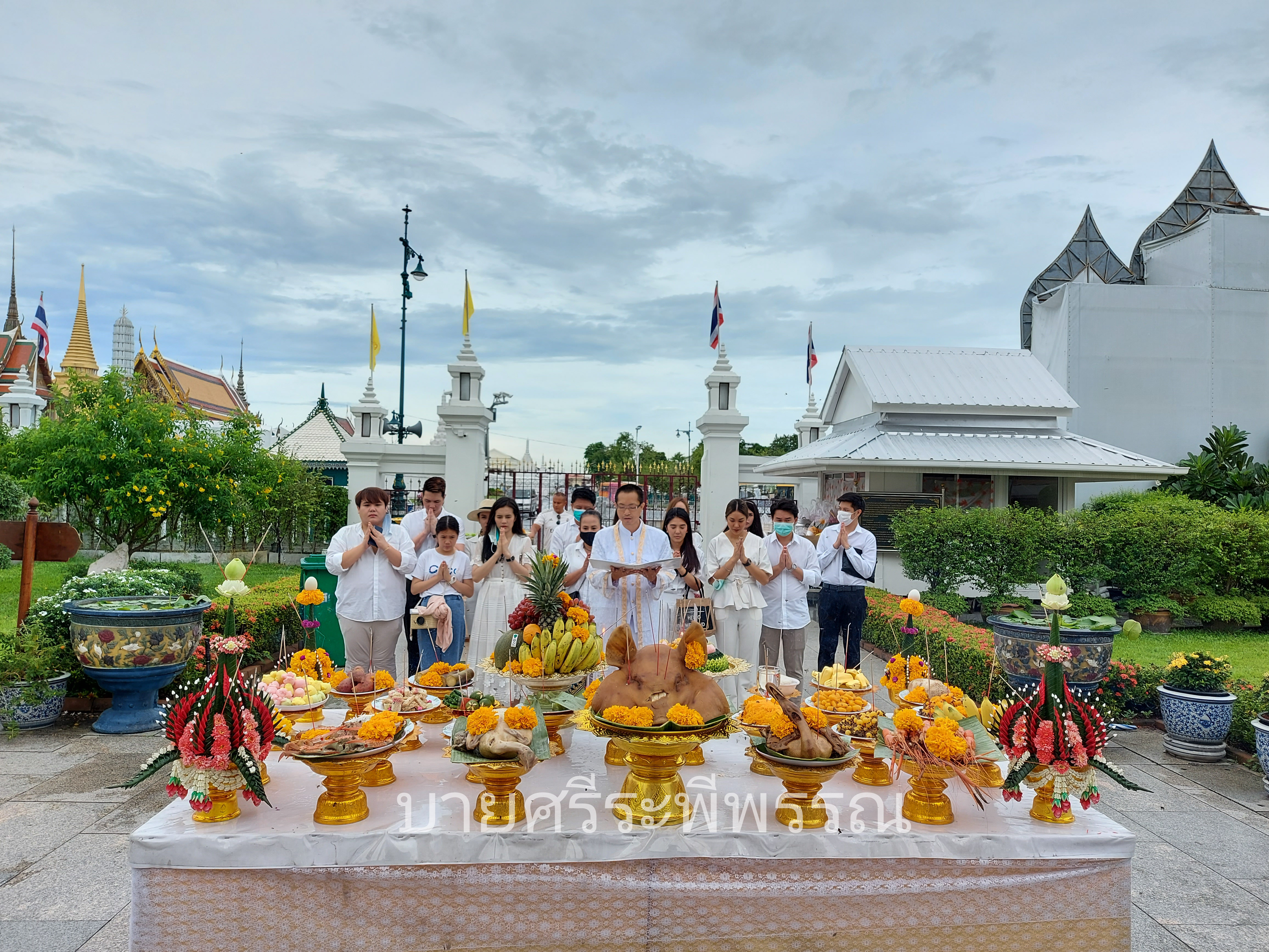 โต๊ะบวงสรวงศาลหลักเมืองกรุงเทพ