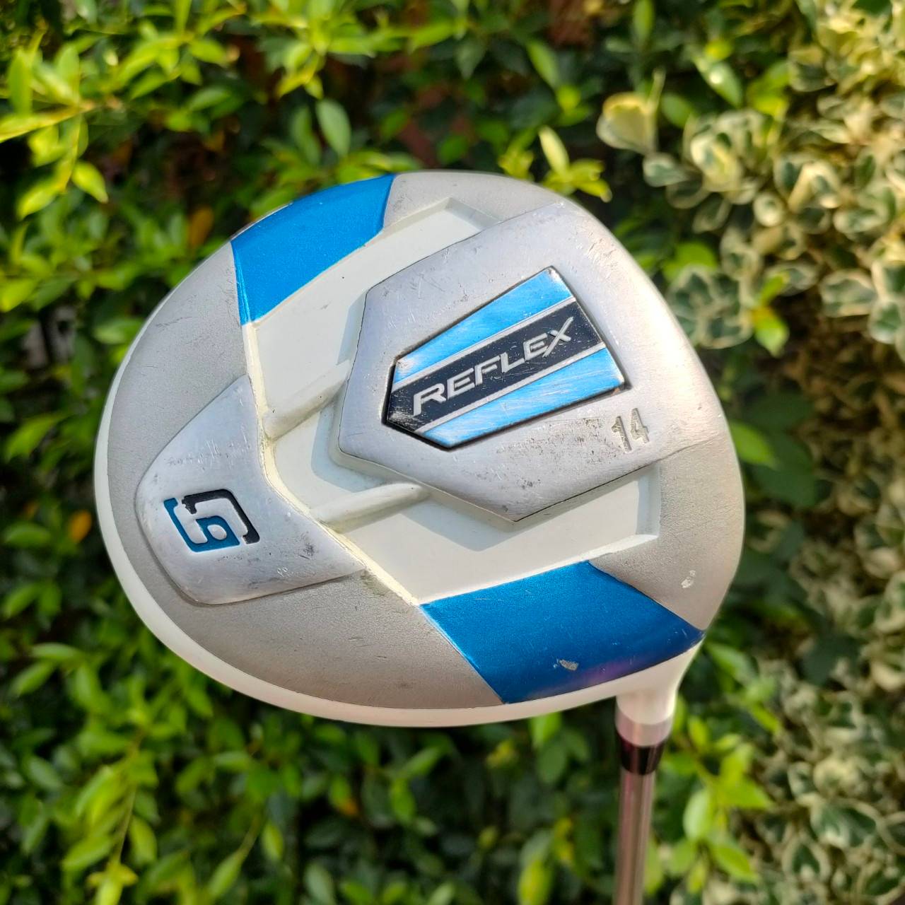 ** ชุดไม้กอล์ฟสำหรับผู้หญิง ** FULLSET WILSON REFLEX CG ทั้งชุดประกอบด้วย หัวไม้ เเฟร์เวย์ เเละ ไฮบริด ชุดเหล็ก มีเหล็ก 5 6 7 P S PUTTER DUNLOP พร้อมถุงกอล์ฟ DUNLOP ** ปากถุงของถุงกอล์ฟมีตำหนิ มีรอยค่ะ มีรูปให้ชมค่ะ **