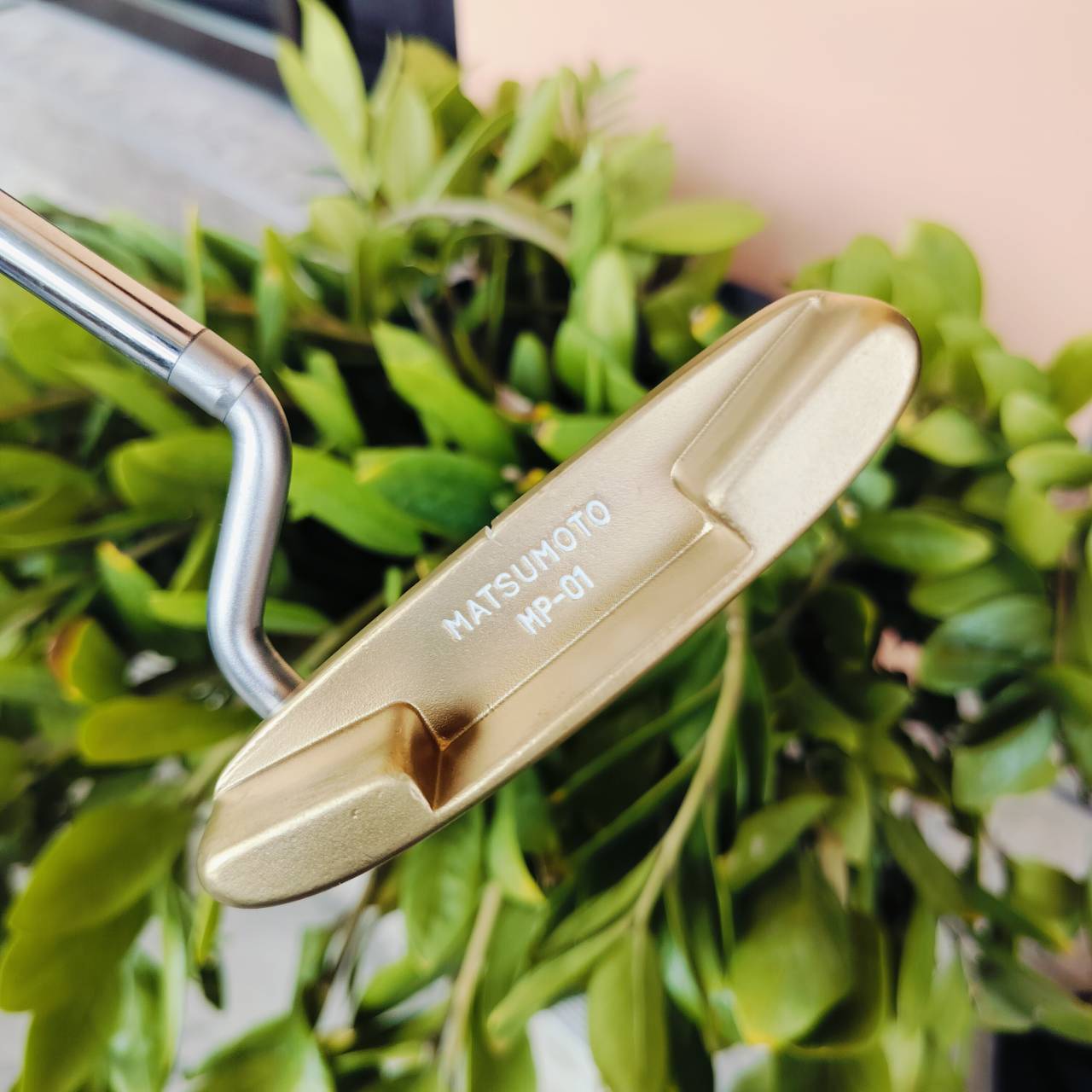 PUTTER HIRO MUTSUMOTO MP-01 สภาพสวยจัด!!! หน้าสลักสัญลักษณ์ HM พรีเมี่ยมจัดๆ สุดยอดปรามาจารย์พัตเตอร์จากญี่ปุ่น ไม้กอล์ฟพรีเมี่ยมมือสอง ของแท้ By NakaraLuxurious
