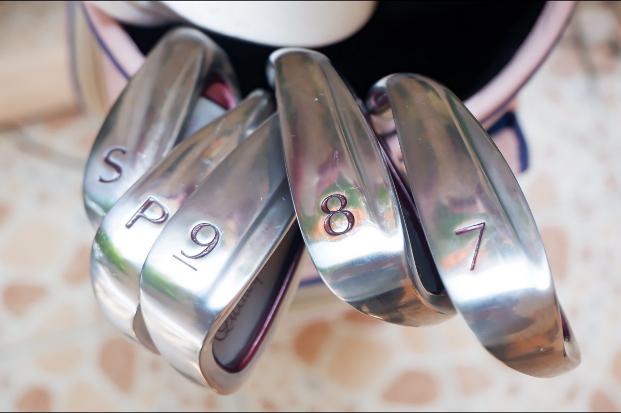 QUINCY TITANIUM LADY TZUPWYA