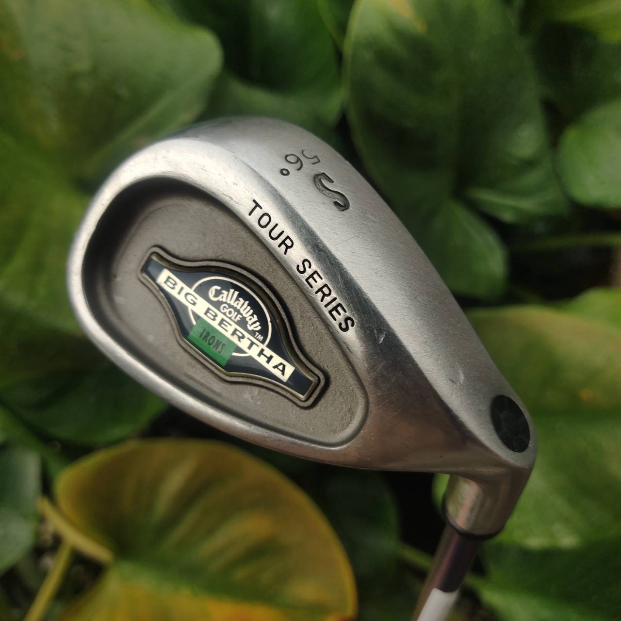 SW Callaway BIGBERTHAR TOURSERIES ระเบิดทรายง่ายมาก เพราะมี CAVITY แต่ใบดูบางมาก จรดลูกแล้วน่าตีมาก
