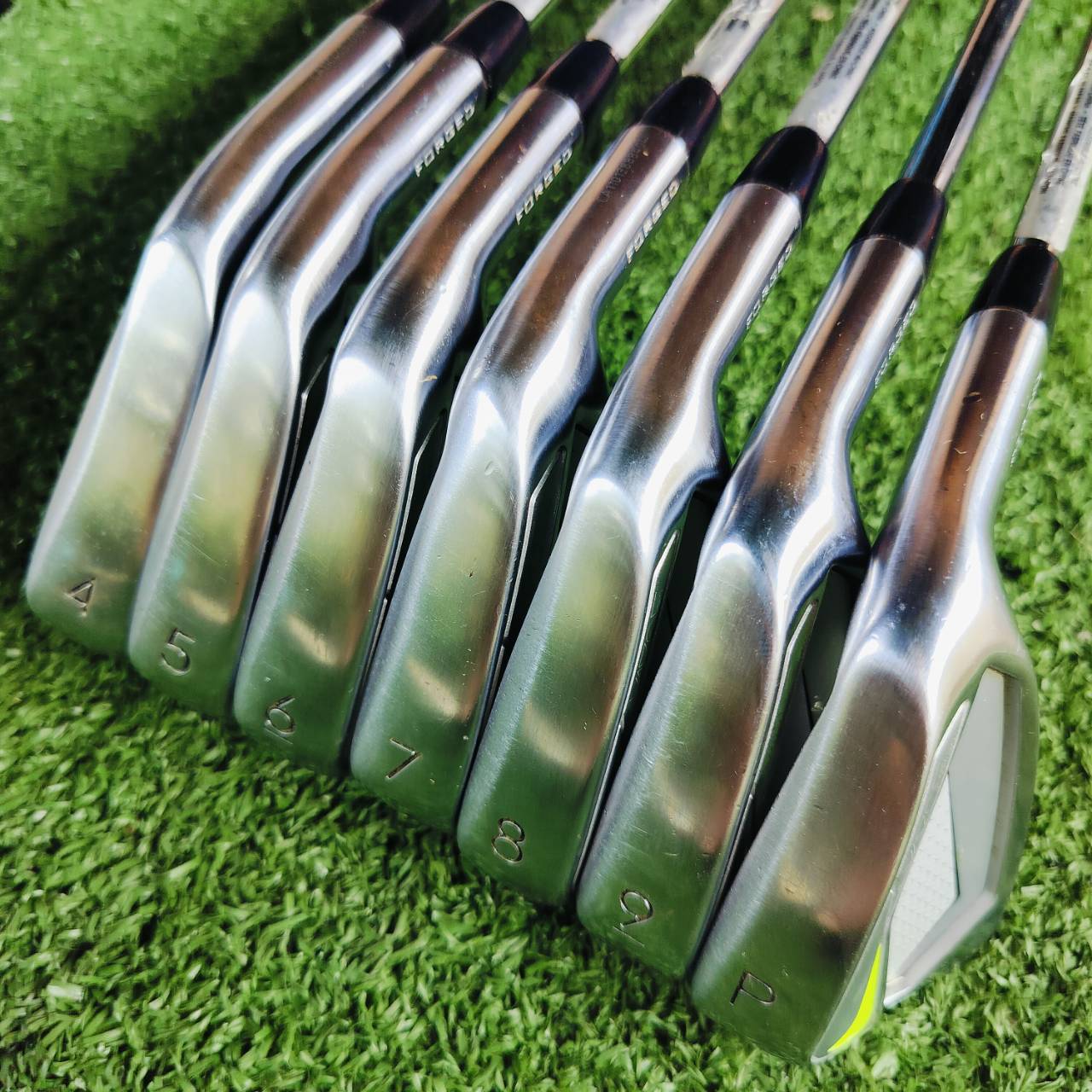 ชุดเหล็ก NIKE VAPOR PRO COMBO FORGED ก้าน NSPRO MODUS 120 FLEX S มีเหล็ก 4 5 6 7 8 9 PW ตีดีมากๆ มีรูปลักษณ์ที่สะอาดตาและหน้าเหล็กที่ให้พลังเพิ่มระยะทาง เป็นการรวมตัวของพลังและความแม่นยำ ไม้กอล์ฟพรีเมี่ยมมือสอง ของแท้ By NakaraLuxurious
