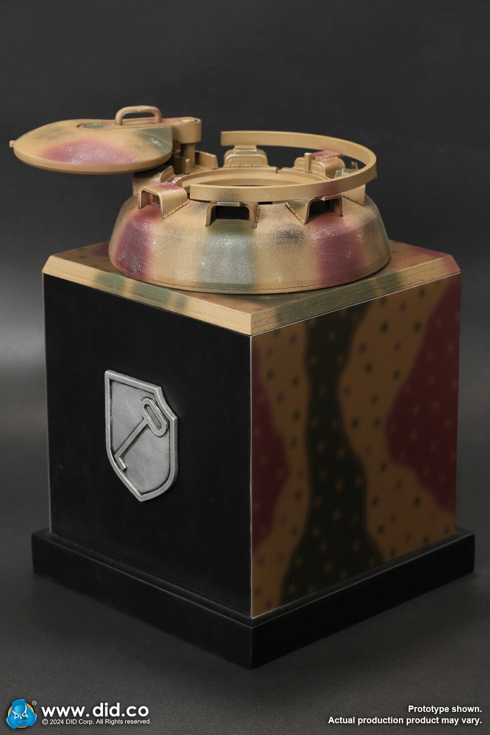 [สั่งจอง] DID E60077 1/6 : Panther tank diorama with MG34