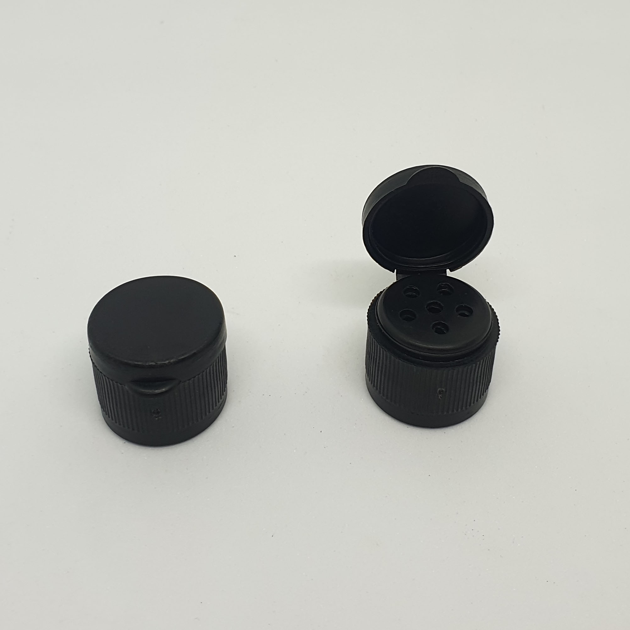 ฝาพริกไทย เล็ก สีดำ 500 ชิ้น (0.60บาท/ชิ้น)