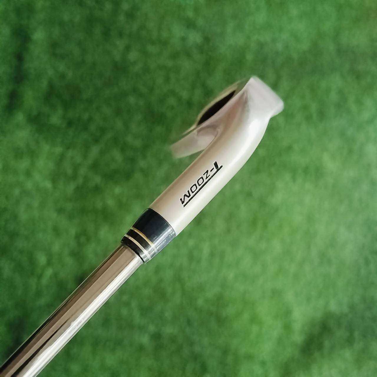 ชุดเหล็ก T-ZOOM X07 FORGED มือสอง มีเหล็ก 9 ชิ้น 4 5 6 7 8 9 P S ชุดในตำนาน!!! ก้านกราไฟต์ EXTREMLY 07 FLEX S ทั้งชุด ไม้กอล์ฟพรีเมี่ยมมือสอง ของแท้ By NakaraLuxurious