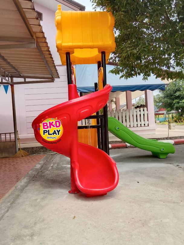 เครื่องเล่นสนามกลางแจ้ง,ชุดม้ายีราฟ กับผีเสื้อ , สินค้าพร้อมส่ง ,คิดค่าส่งตามจริง สไลเดอร์, กระดานลื่น, เครื่องเล่นเด็ก,ครุภัณฑ์สนามเด็กเล่น, สพฐ,โครงการโรงเรียนประชารัฐ ทำงบประมาณ70,000 บาท