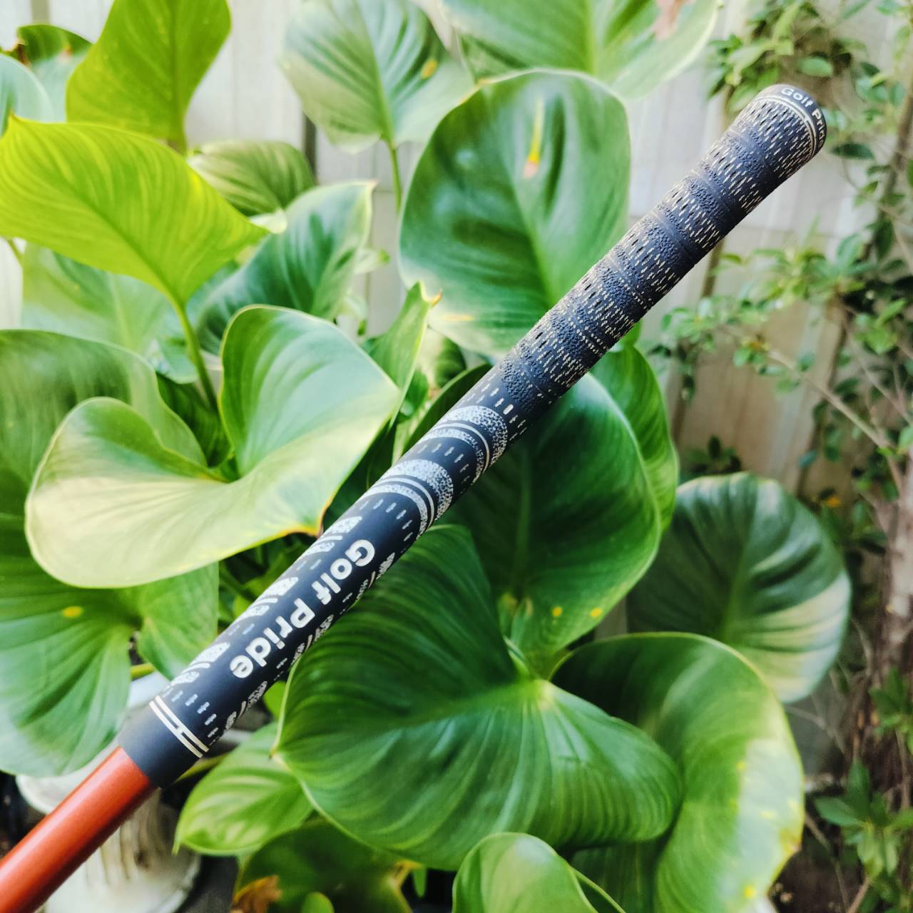 เหล็ก 2 ** หายากมาก ** ROYAL COLLECTION SUPER CV Ti-101 {19} วัสดุไทเทเนี่ยม ภาพในกลวง มี CAVITY ด้านใน เป็นไม้พรีเมี่ยมญี่ปุ่น คุณภาพสูงมาก ไม้กอล์ฟพรีเมี่ยมมือสอง ของแท้ By NakaraLuxurious