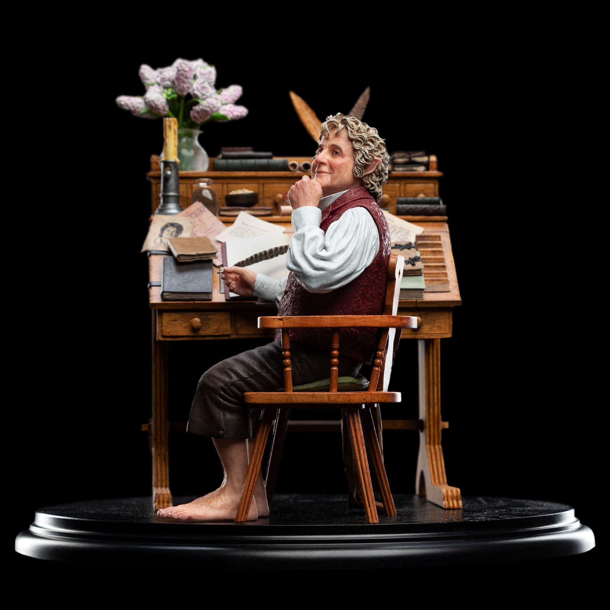 [สั่งจอง]Weta Workshop : Bilbo Baggins at His Desk