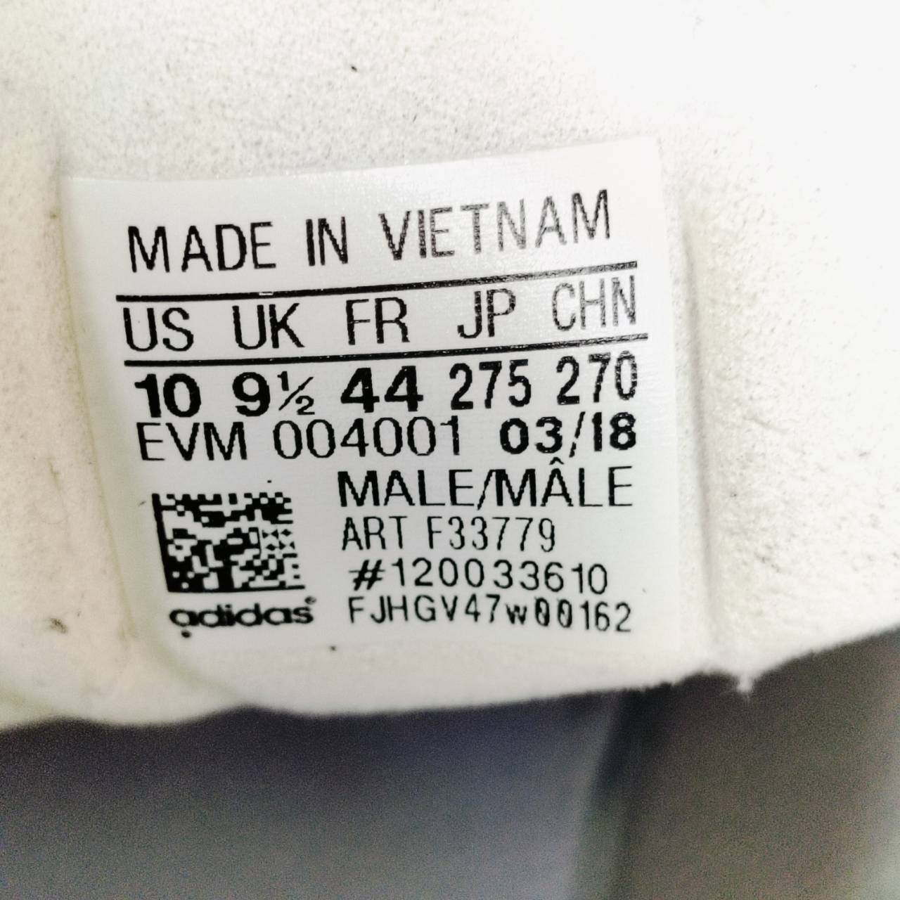 รองเท้ากอล์ฟ ADIDAS ของแท้ มือสอง พื้นปุ่มยังดีอยู่มาก เบอร์ 10 US ค่ะ