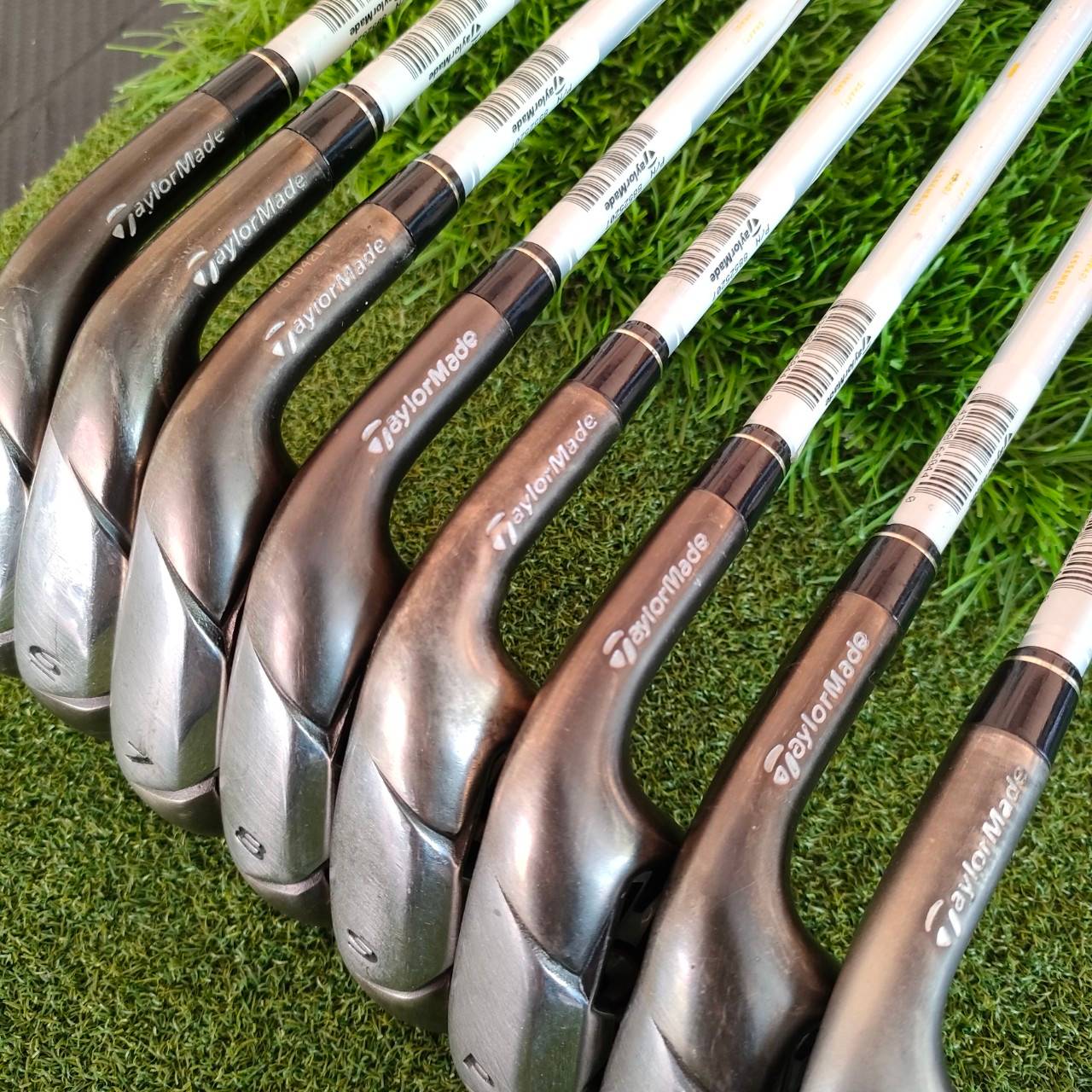 ชุดเหล็ก TAYLORMADE BURNER 2.0 มีเหล็ก 5-9 PW AW SW ได้ 8 ชิ้น ก้าน BURNER 2.0 SUPERFAST FLEX R ตัว 2.0 นิยมสุดๆ เน้นตีง่าย ใบใหญ่ และตีได้ระยะมากๆ ก้านเบาสบาย