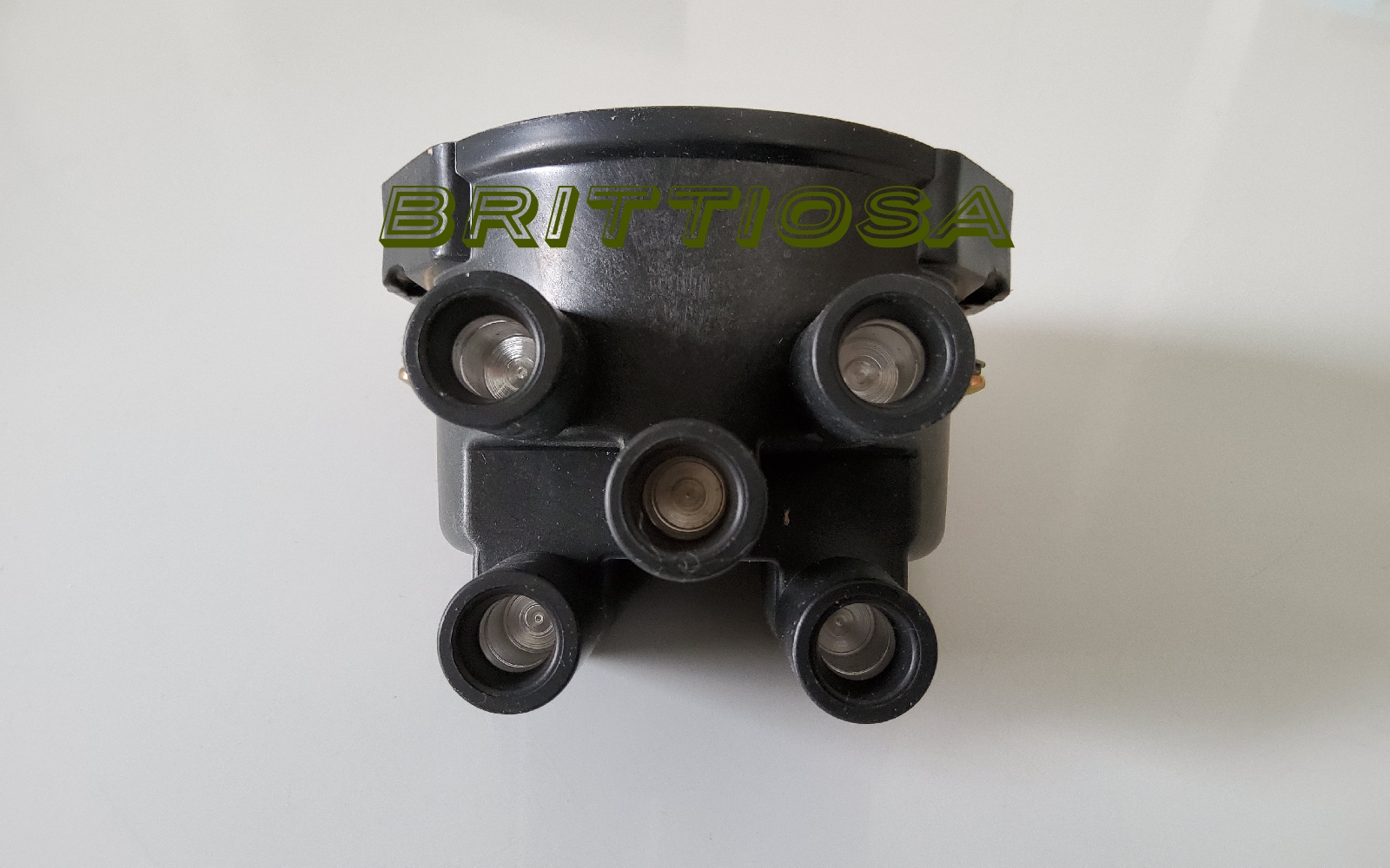 Jakajankansi Lucas 45D4, johdot lähtevät sivulle =45e