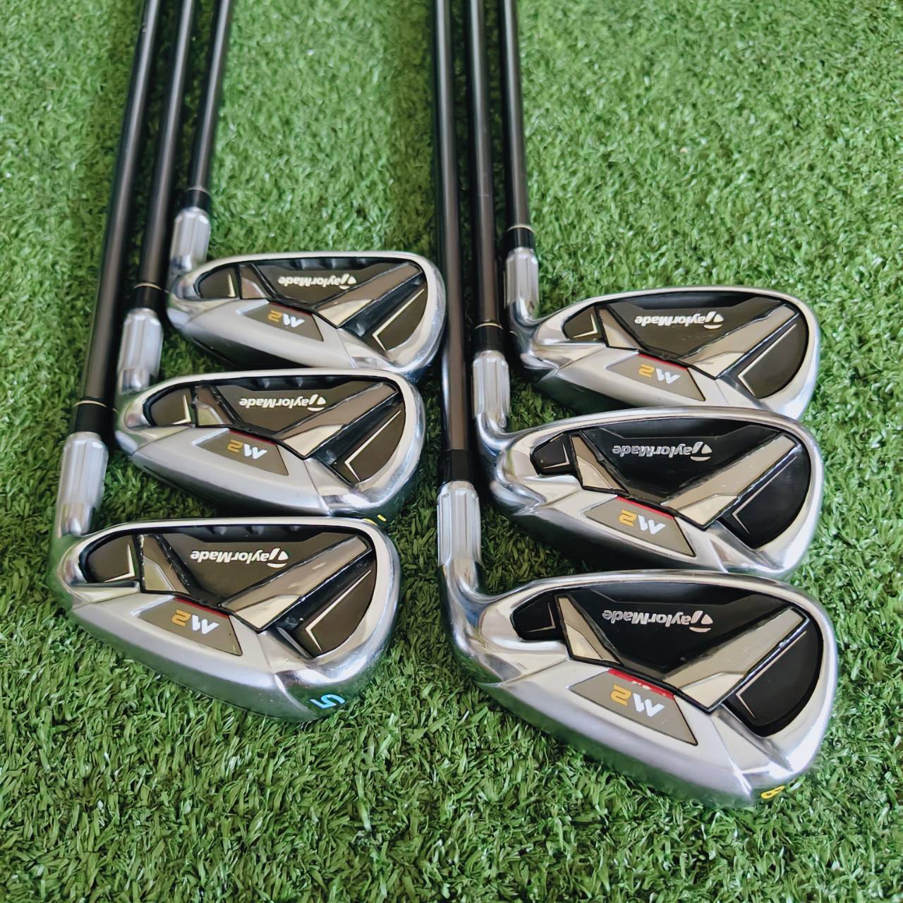 TAYLORMADE M2 – ชุดเหล็กที่ให้ทั้ง "ระยะ + ความง่าย" ในวงเดียวกัน!