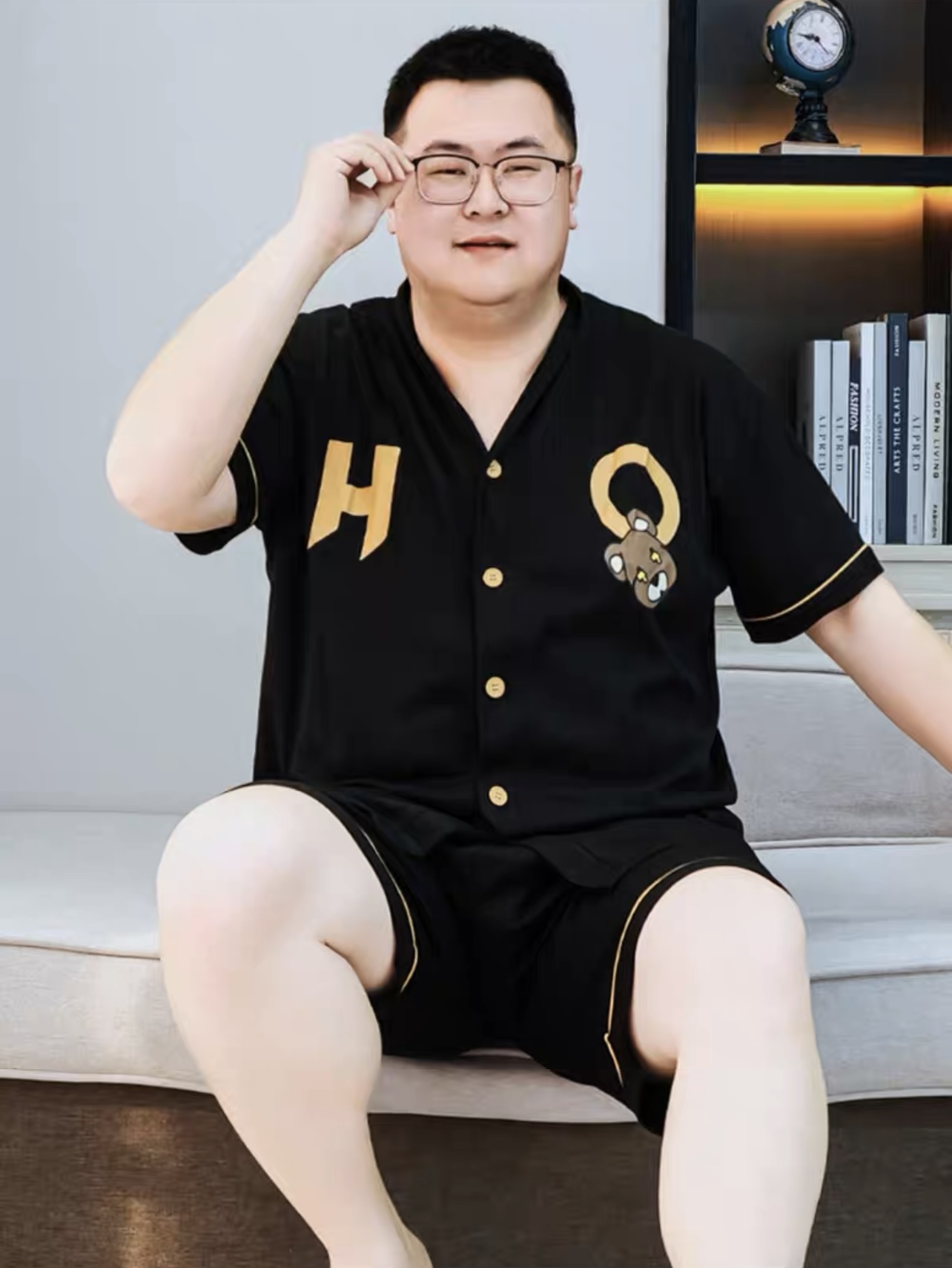 ชุดนอนผู้ชายอ้วน แขน-ขาสั้น ลาย H O