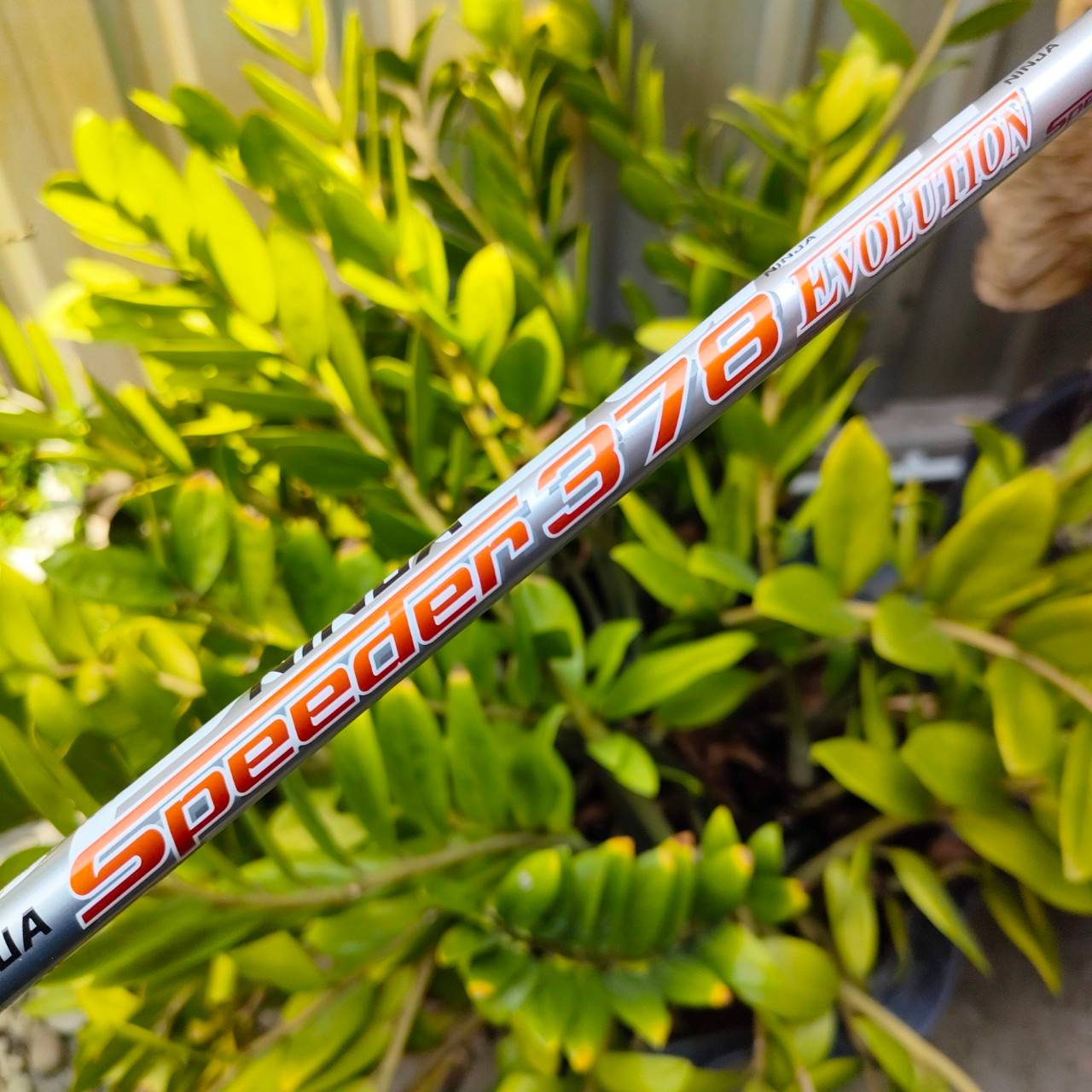 ก้าน HYBRID FUJIKURA SPEEDER 378 EVOLUTION ความยาวเฉพาะก้าน 41.5 นิ้ว FLEX R ก้านพรีเมี่ยมญี่ปุ่น คุณภาพดีมากๆ ก้านเบามาก ไม้กอล์ฟพรีเมี่ยมมือสอง ของแท้ By NakaraLuxurious