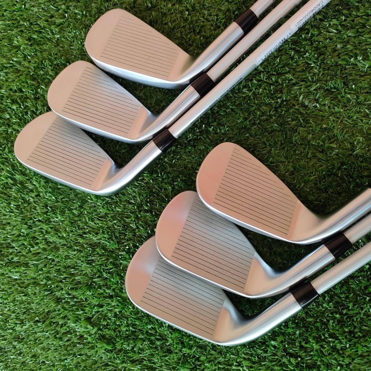 ชุดเหล็ก NIKE VAPOR FLY มีเหล็ก 5-9 เเละ PW ก้าน VAPOR FLEX R สภาพสวยมากๆทตีดีมากๆครับรุ่นนี้ ตีง่าย แต่ทรงแบบ มันส์แบบสุดๆ