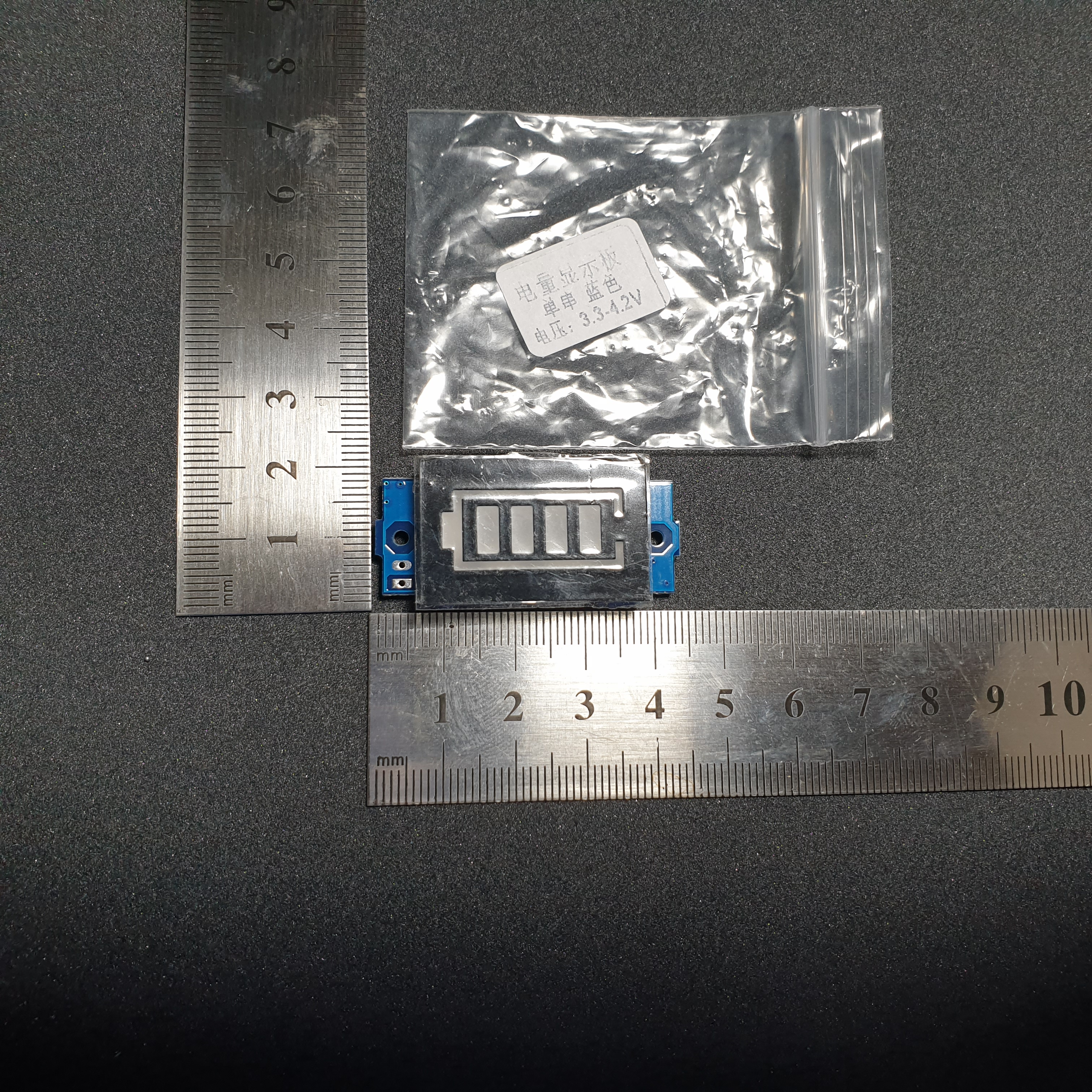 Battery level indicator 1 cell แรงดัน 3.7- 4.2V ไฟ LED 4 ระดับ สีฟ้า Lithium battery pack power indicator board