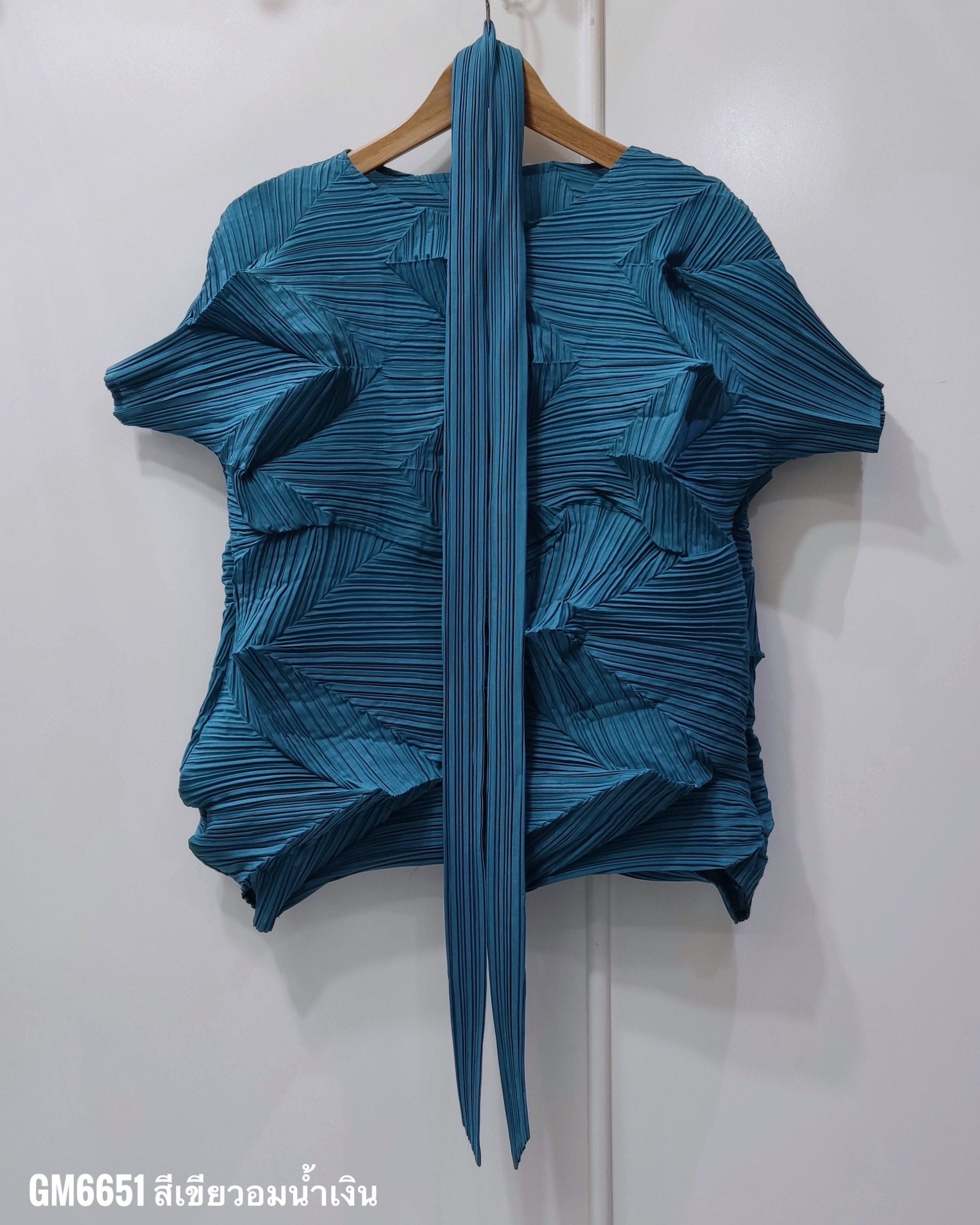 อกถึง 42 นิ้ว 2MUAY รุ่น GM6651 เสื้ออัดพลีท SHORT SLEEVE ZIG ZAG PLEATED TOP 15 สี FREE SIZE