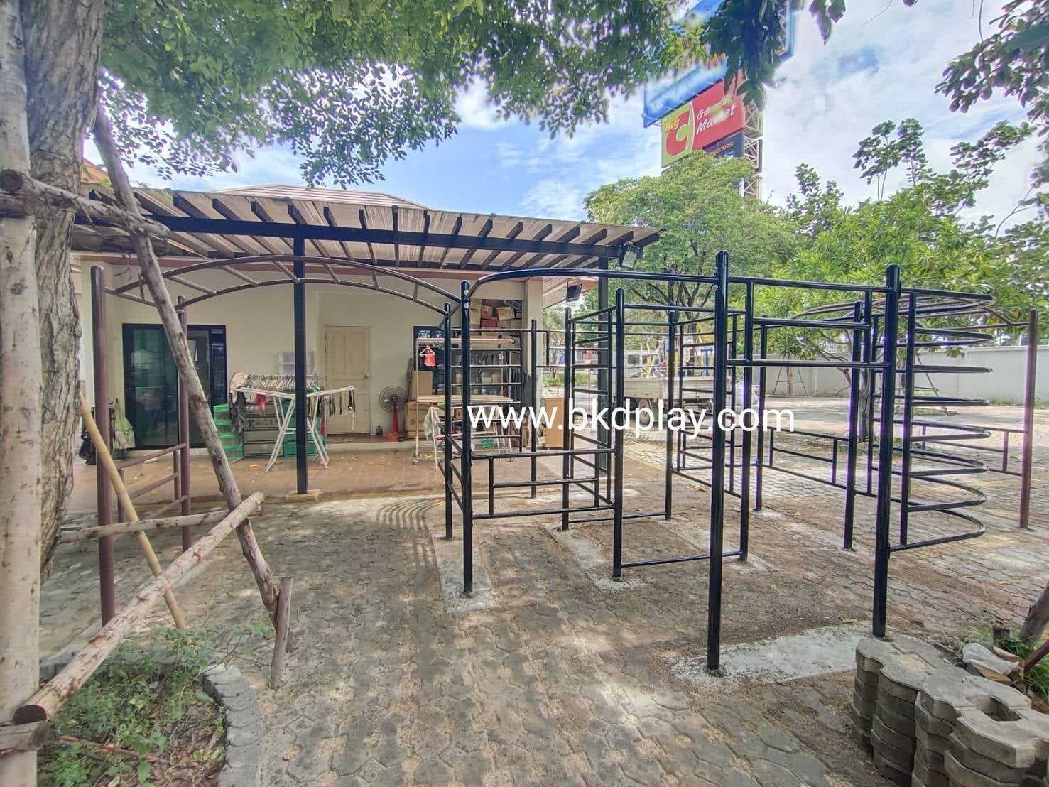 เครื่องเล่นสนามกลางแจ้ง สำหรับเด็กประถม ชุดปีนป่ายรวม บาร์โหนแสนสนุก ปีนป่ายเหล็ก เครื่องเล่นสนามเหล็ก รวม OutdoorPlayground, ราคาโรงงาน