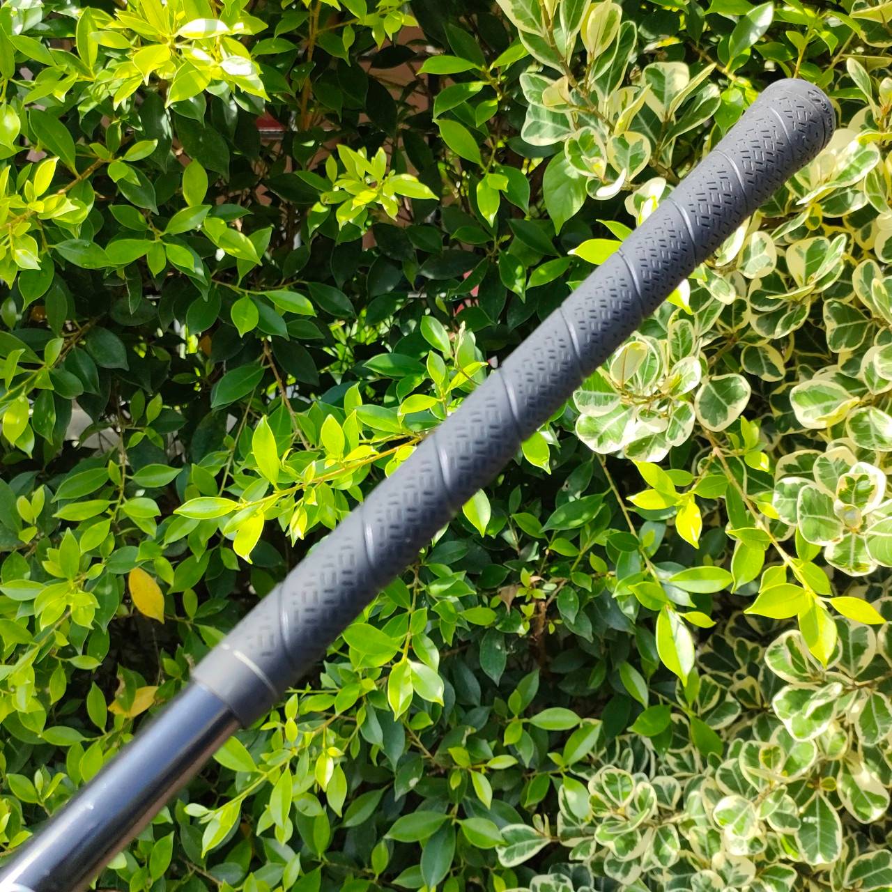 HYBRID 4 TAYLORMADE RESCUE DUAL องศา 22 ก้าน TAYLORMADE M.A.S FLEX R รุ่นนี้มีหมุดพิเศษให้ไขปรับ สามารถควบคุม ทิศทางได้ดีขึ้นมากๆครับ ตีง่ายด้วยหน้าใหญ่