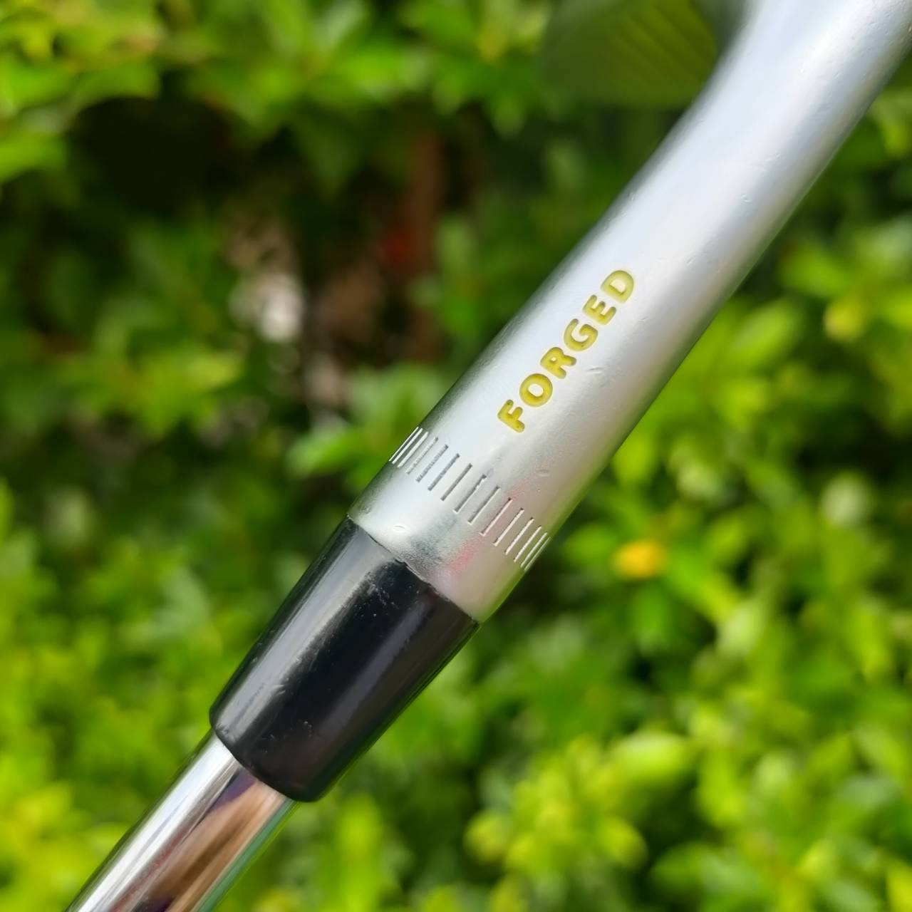 WEDGE CALLAWAY MACK DADDY 2 TOUR GRIND องศา 58 เบาท์ 09 คมจัด ออกแบบ เบาส์ได้สวยและดีมากๆ เข้าปะทะให้สปินได้เต็มพลัง!! ไม้กอล์ฟมือสอง ของแท้ BY NakaraLuxurious