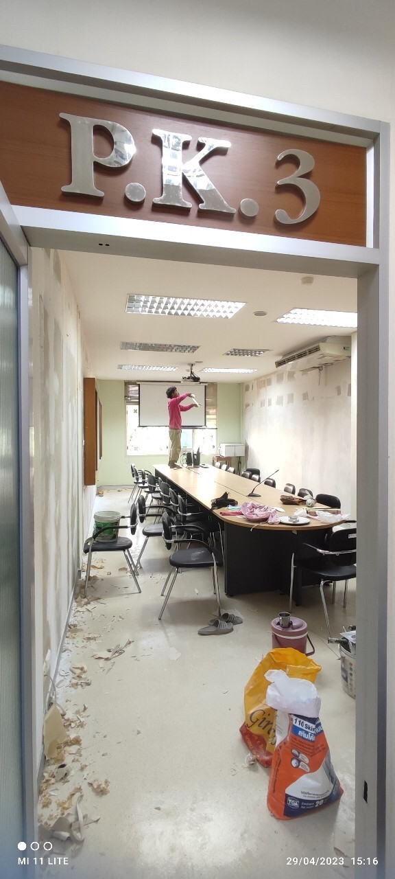 งานปรับปรุงห้องประชุมภาควิชาอายุรศาสตร์ร.พ.ศิริราช