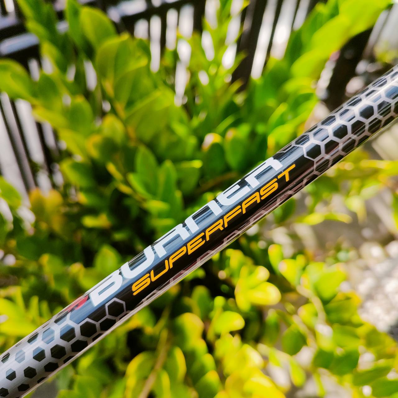 Driver Taylormade BURNER SUPERFAST องศา 9.5 ก้าน MATRIX OZIK XCON4.8 FLEX S หัวใหญ่ขนาด 460 CC.ชดเชยสูงสุด ตีตรงมากๆ ไกลมากๆ ก้านดีมากๆ ใส่เต็มๆไกลมาก ไม้กอล์ฟพรีเมี่ยมมือสอง ของแท้ By NakaraLuxurious