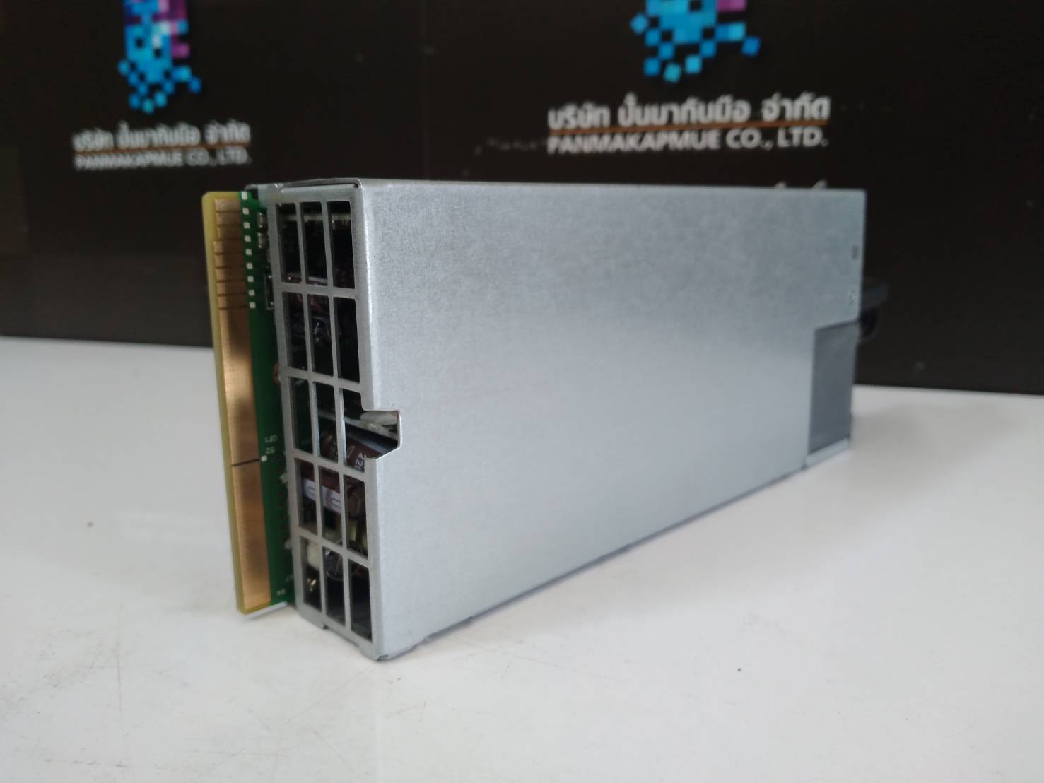 CNRJ9 (FN1VT) Dell PowerEdge Server R510 R810 R910 Power Supply 750W PSU D750P-S0