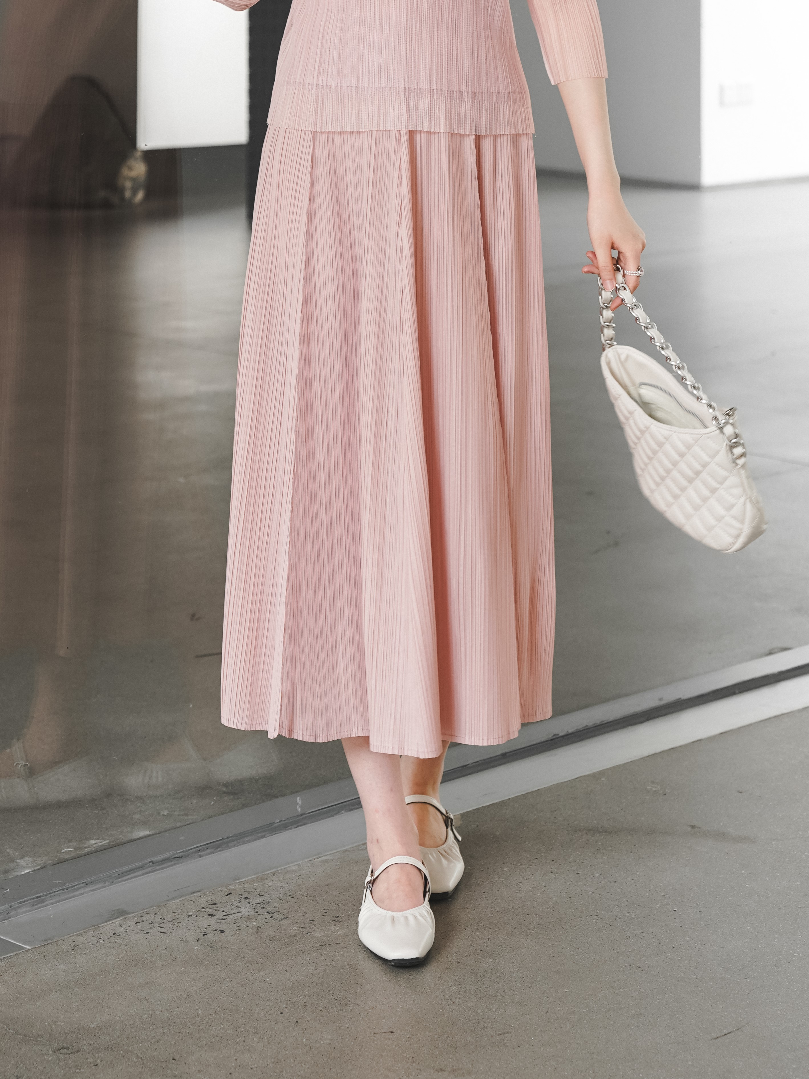 ปรับราคาลง20%!! ยาว 32.5นิ้ว! 2MUAY รุ่น GJO1190 กระโปรงพลีทคุณภาพ FLARE PLEATED SKIRT 8 สี FREE SIZE