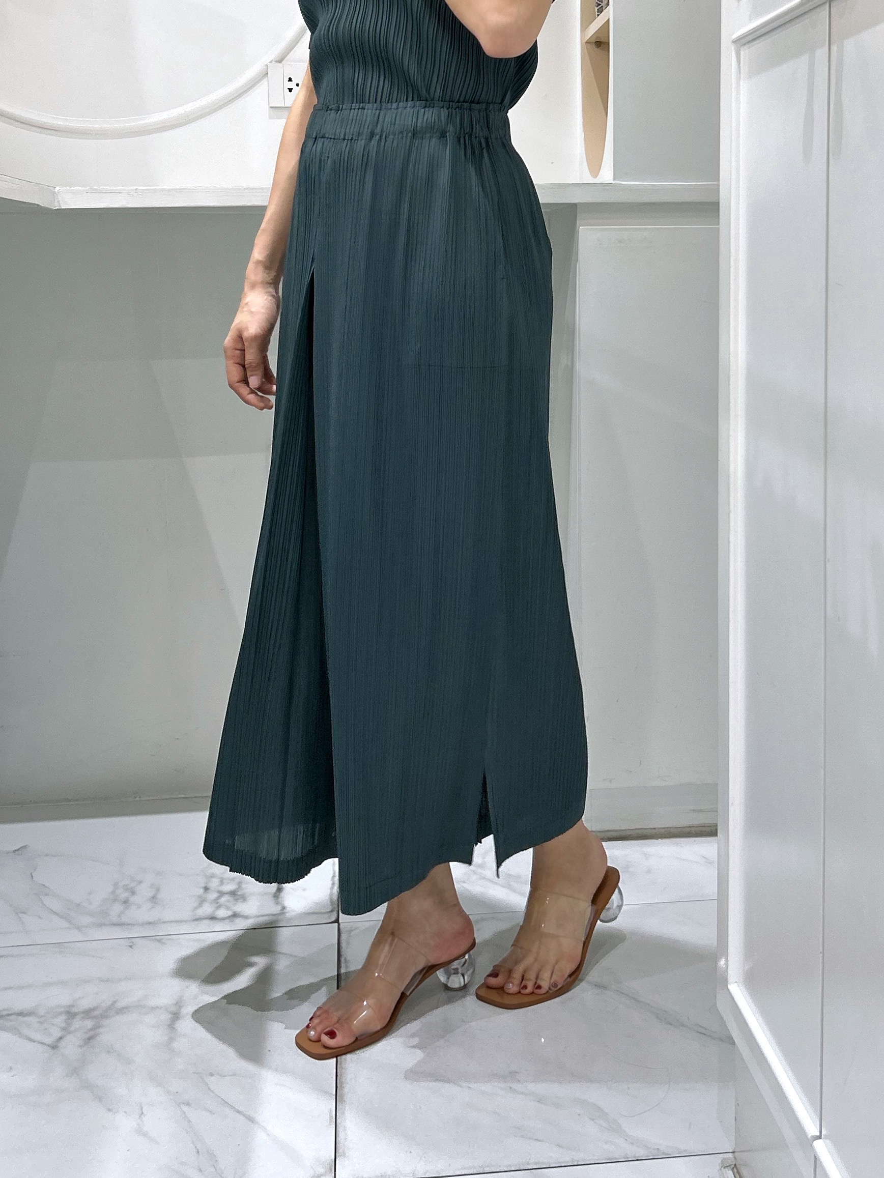 ปรับราคาลง20%!! ยาว 35นิ้ว!! 2MUAY รุ่น GJO11080 กางเกงอัดพลีท CULOTTE WIDE LEG PLEATED PANTS 8 สี FREE SIZE