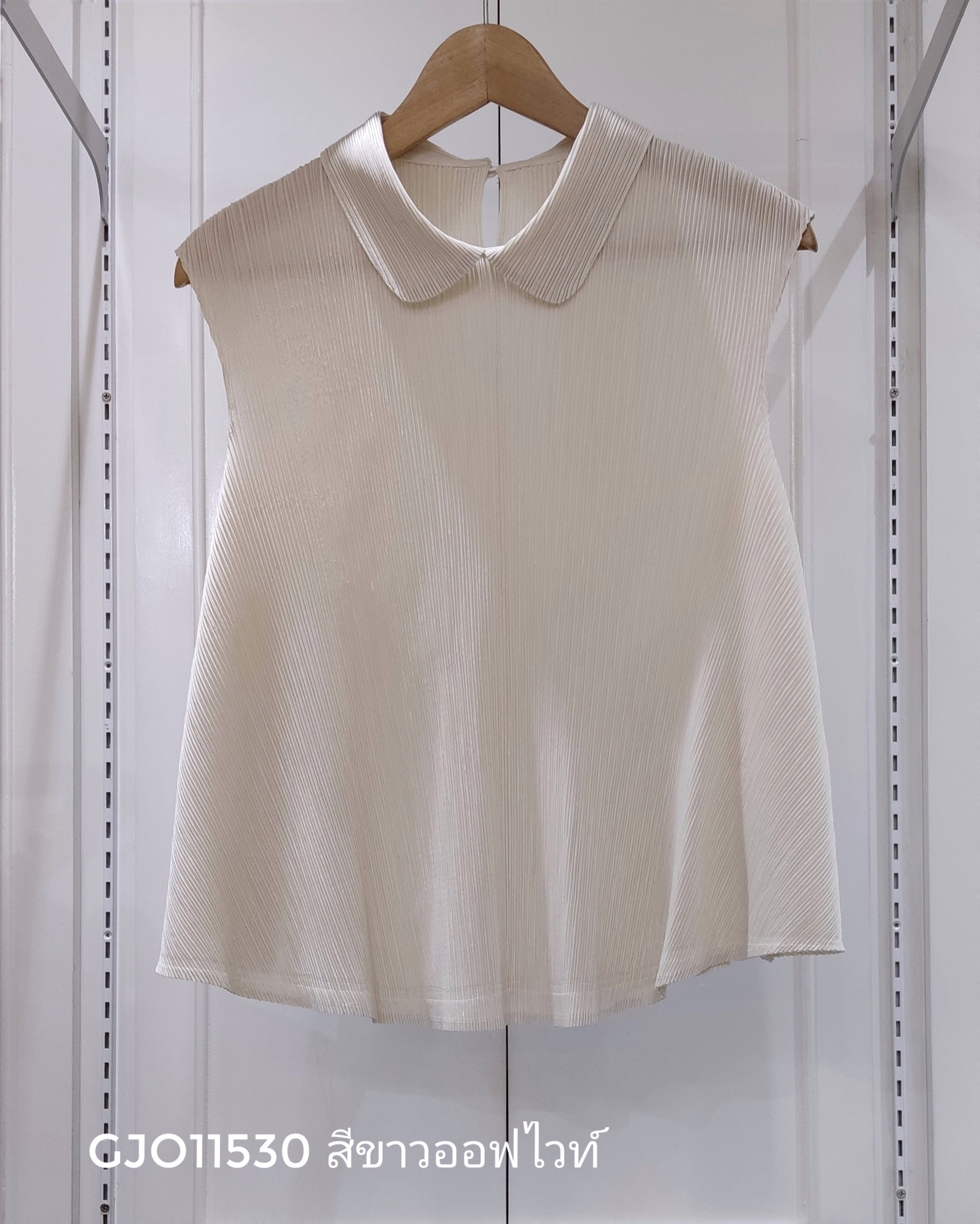 2MUAY รุ่น GJO11530 เสื้ออัดพลีท PETER PAN COLLAR PLEATED TOP 10 สี FREE SIZE