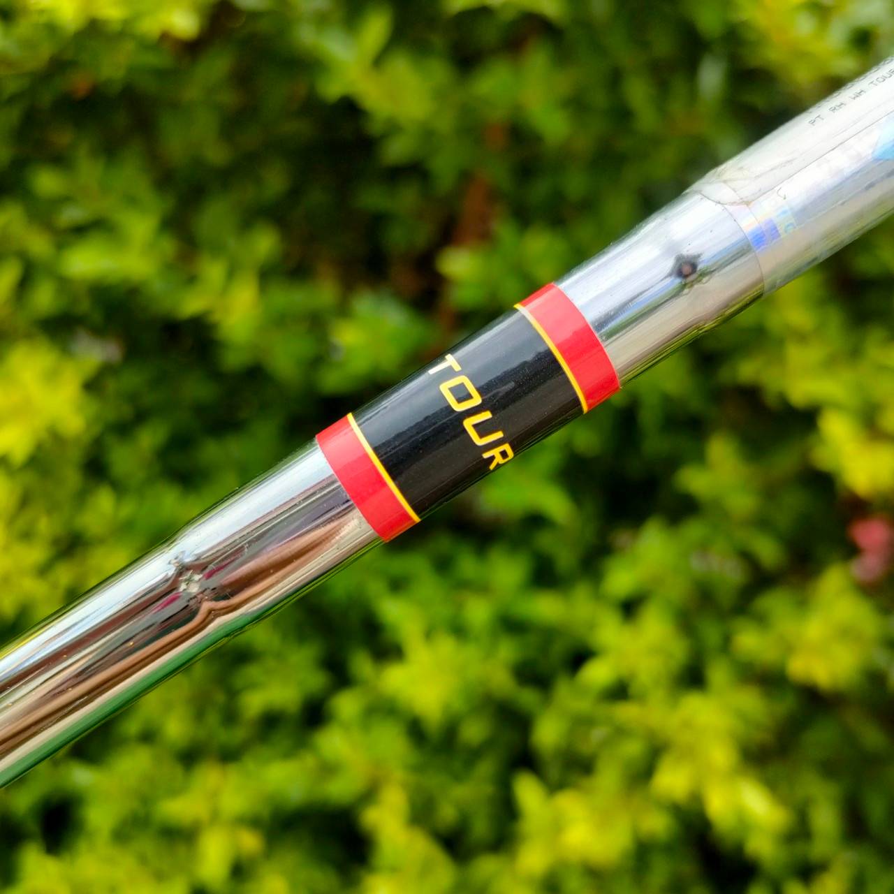 PUTTER ODYSSEY WHITE HOT TOUR #5 ก้าน TOUR ความยาว 34 นิ้ว ** กริฟเสื่อมสภาพ ** รุ่นนี้เป็นรุ่นอินเซิร์ทเป็นตาข่าย ไม้กอล์ฟมือสอง ของแท้ BY NakaraLuxurious