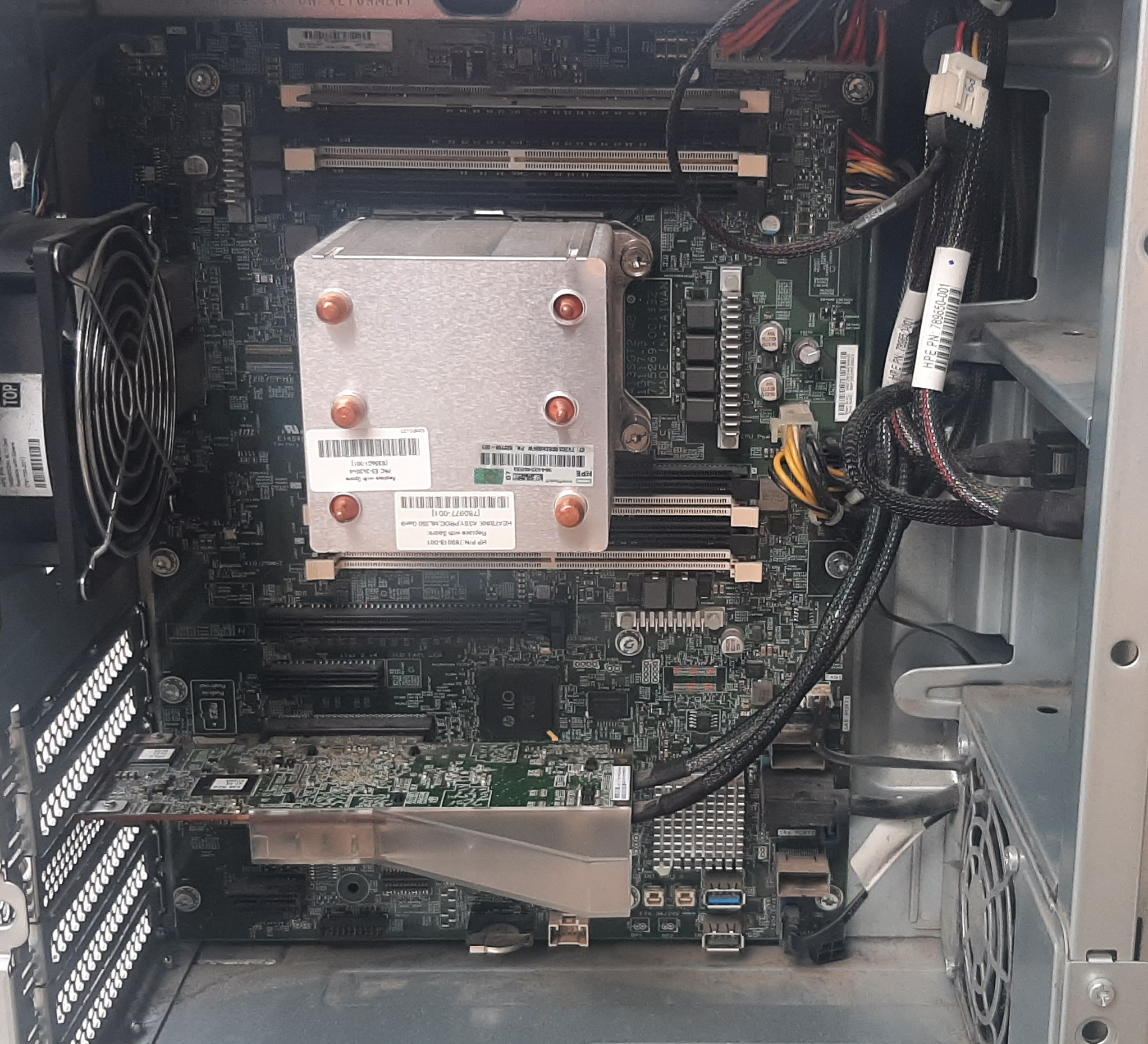 เซิร์ฟเวอร์มือสอง สภาพดี HP ML110 Gen9 (Xeon E5-2620V4 Ram8GB HDD300GB x2) ประกันร้าน 1 เดือน