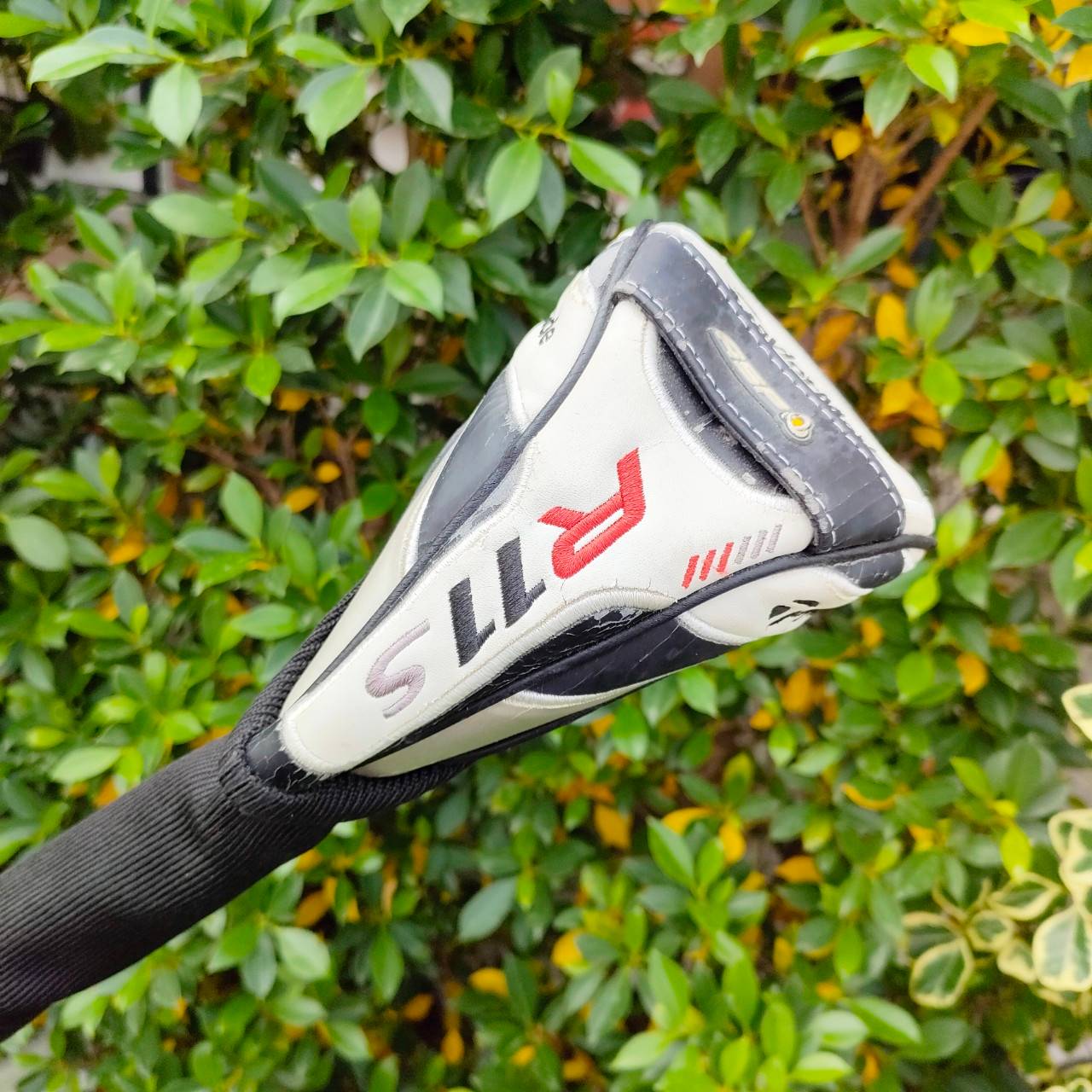 FW3 TAYLORMADE R11S องศา 15.5 ก้าน FUJIKURA MOTORE FLEX SR ก้านแพง เฉพาะก้านเป็นหมื่นแล้วครับ