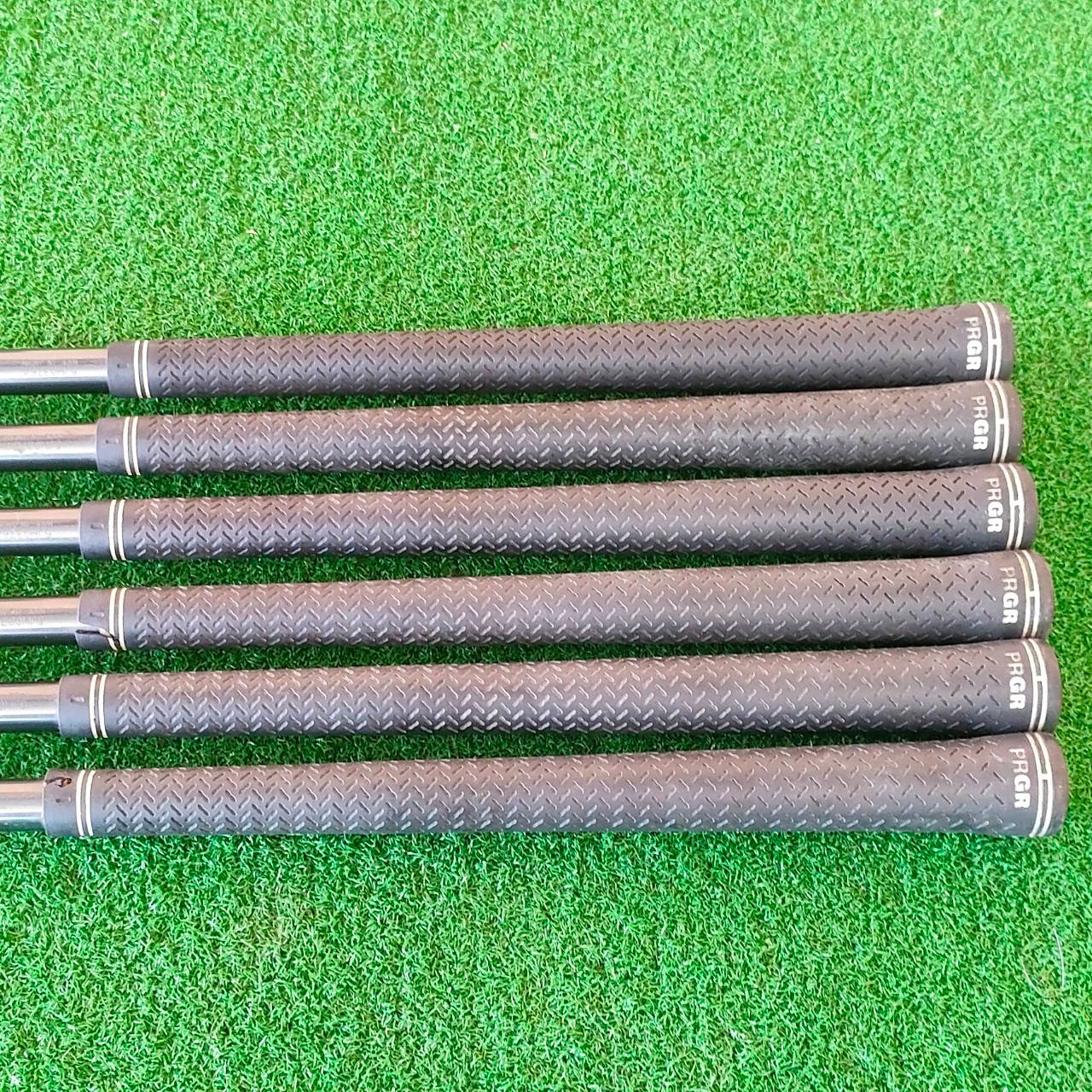 ชุดเหล็ก PRGR TR-X 915CR มีเหล็ก 5 - 8 PW AW ก้าน M40 I.N.S.P.E.C AW เป็นใบ WEDGE ให้เลยครับ