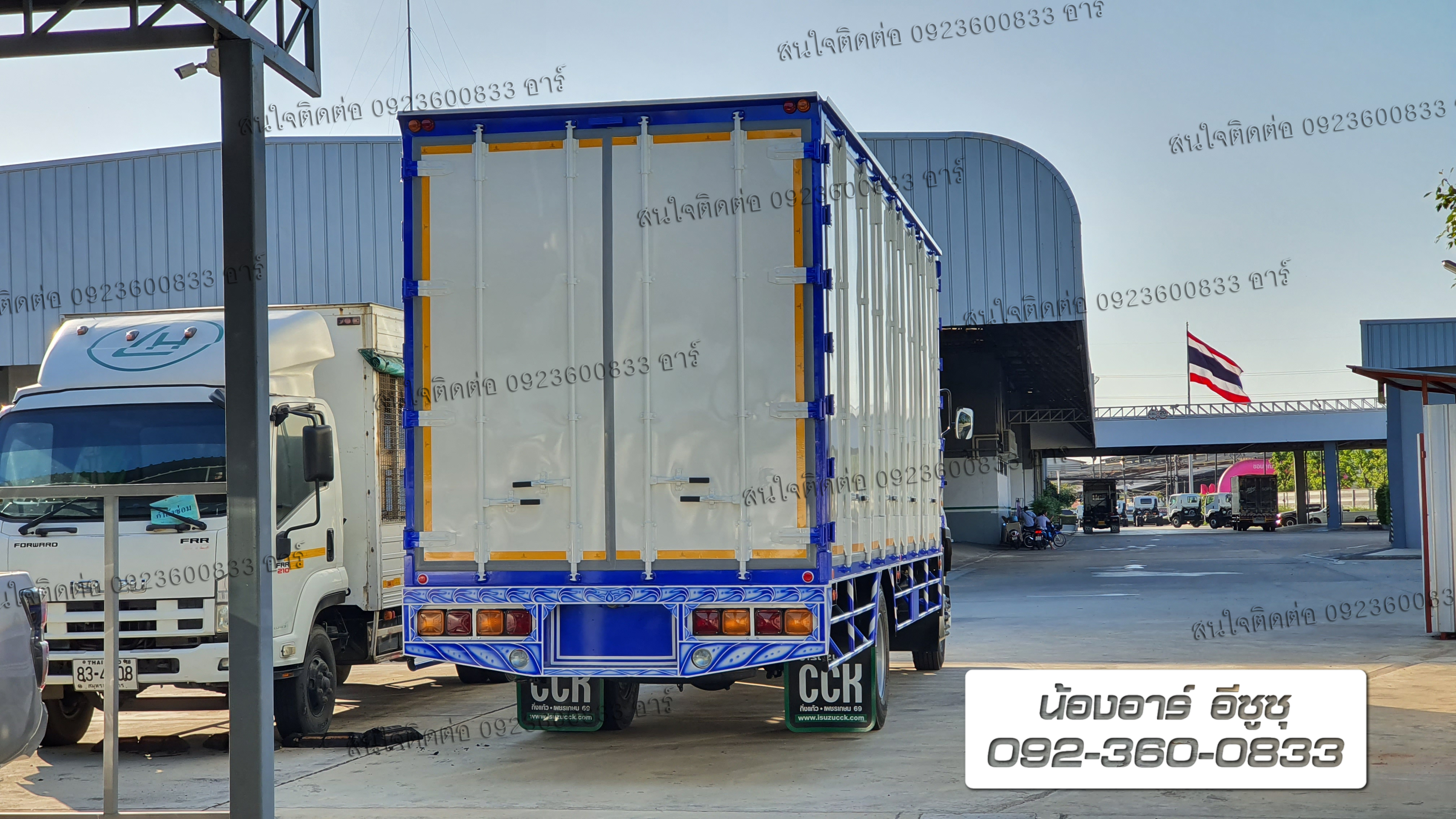6 ล้อ ISUZU FTR240 แรงม้า พร้อมตู้บรรทุก ประตู 10 บาน