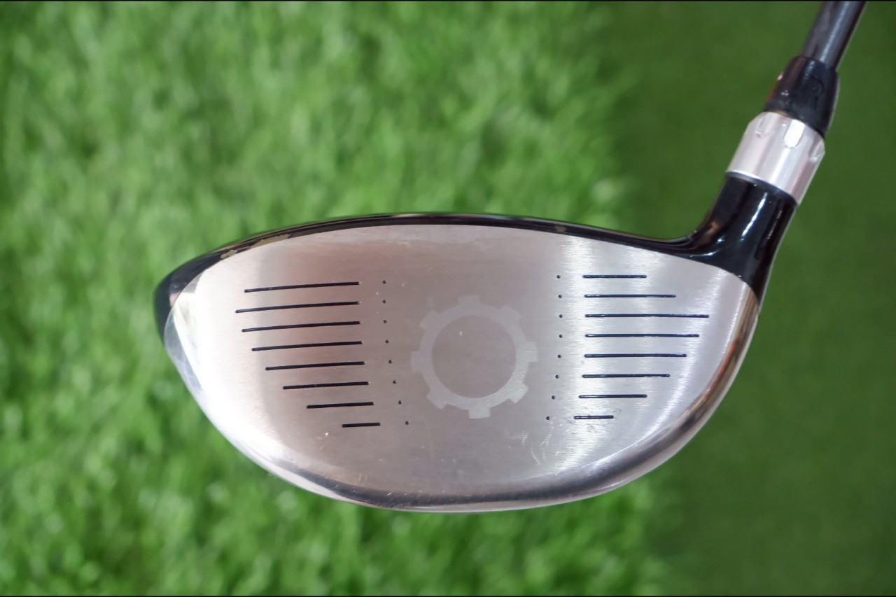 DRIVER NIKE VICTORY RED STR8-FIT TOUR 9.5