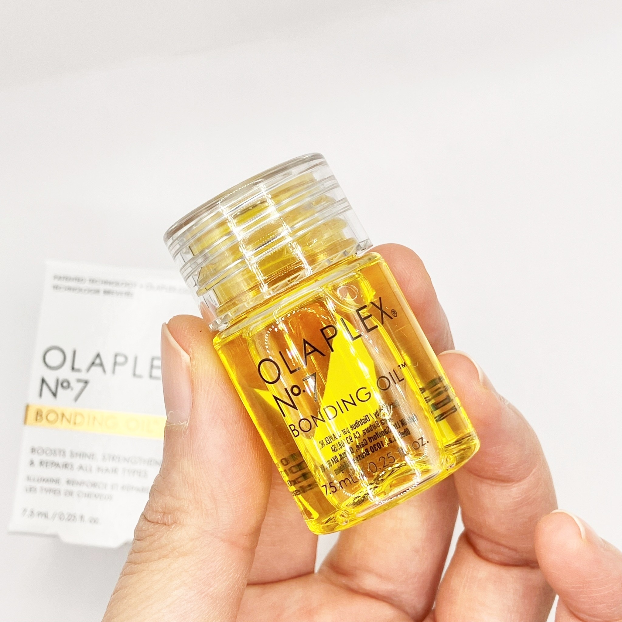 Olaplex No.7 Bonding Oil 7.5ml ออยล์จัดแต่งทรงผมและมอบการบำรุง