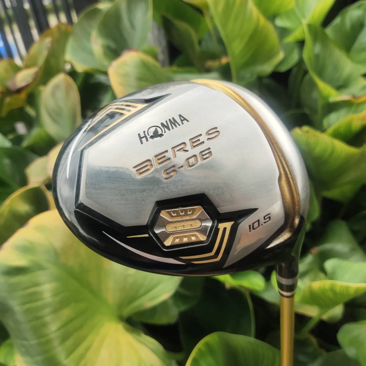 Driver HONMA S-06 รุ่น C+ และก้านระดับ 3 ดาว FLEX R หายากมากๆๆๆๆ ไม้ระดับเทพเจ้า