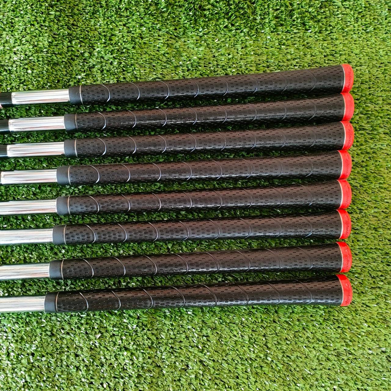 ชุดเหล็ก TAYLORMADE BURNER XD มีเหล็ก 5-9 เเละ PW AW SW ก้าน NS.PRO 950 GH FLEX S ก้านพรีเมี่ยม เบา 95 กรัมทั้ง SET