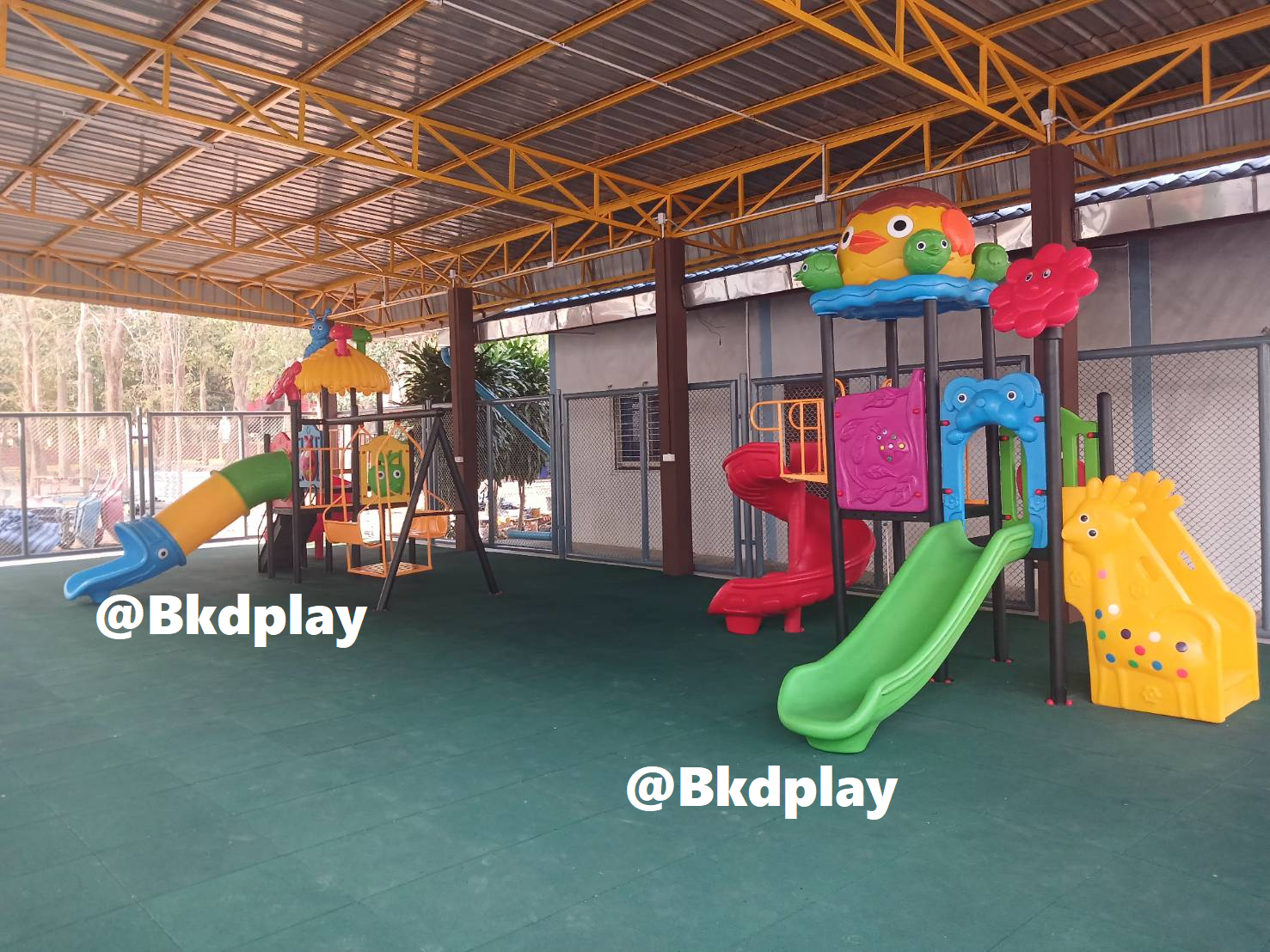 แผ่นยาง EPDM ราคาต่อ1ตร.ม. 4แผ่น แผ่นยางสังเคราะห์ ,แผ่นปูกันกระแทก,แผ่นปูพื้นสนามเด็กเล่น, พื้นยางEPDM ,ปูสนามเด็กเล่น,สนามกีฬา ห้องฟิตเนส พร้อมส่ง ราคาโรงงาน มีสีดำ เทา น้ำเงิน เหลือง แดง เขียว