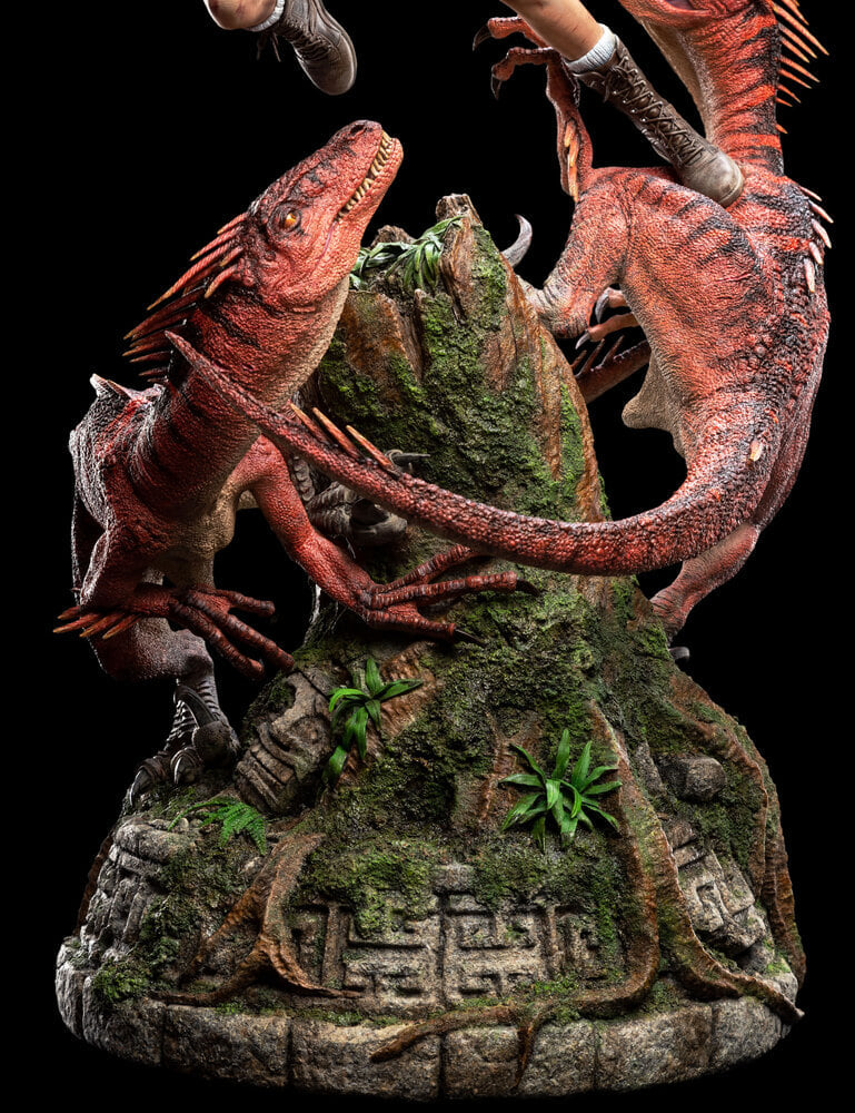 [สั่งจอง]Weta Workshop : Lara Croft the Lost Valley 1:4 Scale - Limited Edition