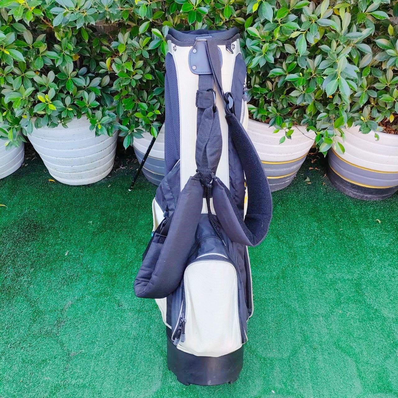 ถุงกอล์ฟ IZZO ขาตั้งมือสอง ถุงสวย แข็งแรงครับ