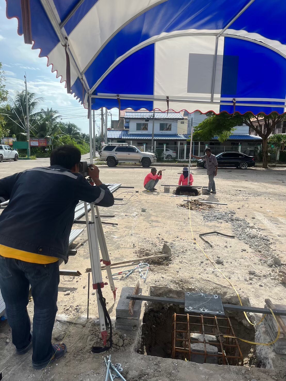 งานสร้างหลังคาคลุมเมรุ วัดบางแพรก