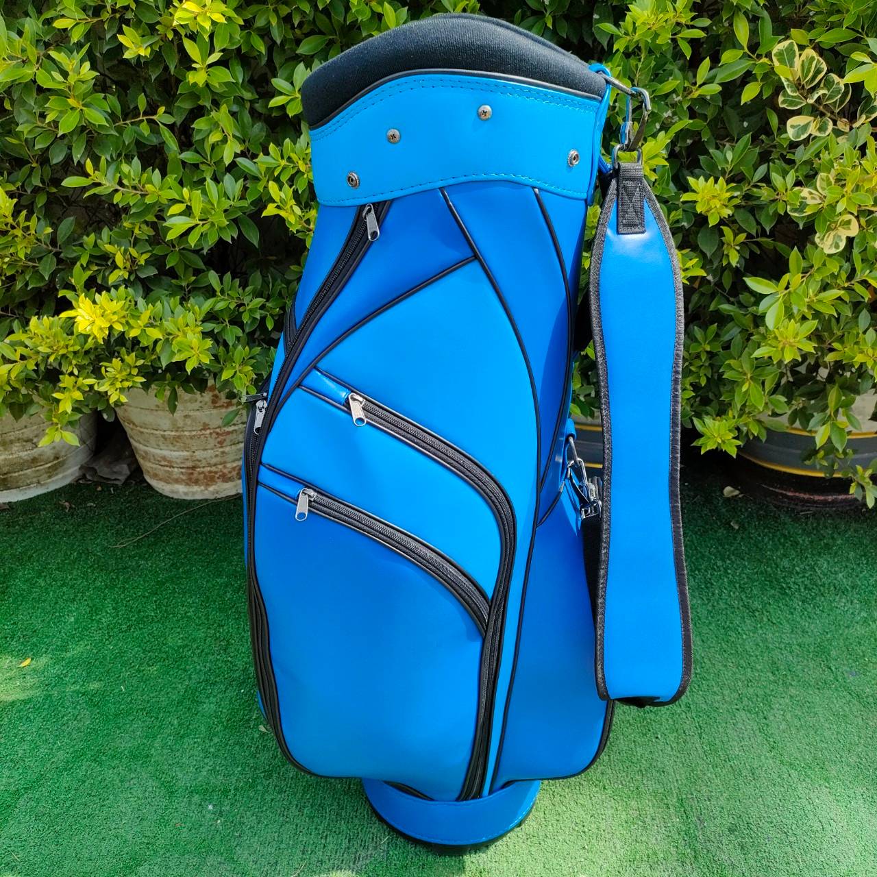 ถุงกอล์ฟ TOUR CUSTOM ของใหม่ วัสดุดีมากๆ สีสวยมาก กันน้ำ แข็งแรง น้ำหนักเบาสบาย มือหนึ่ง ของแท้ BY NakaraLuxurious