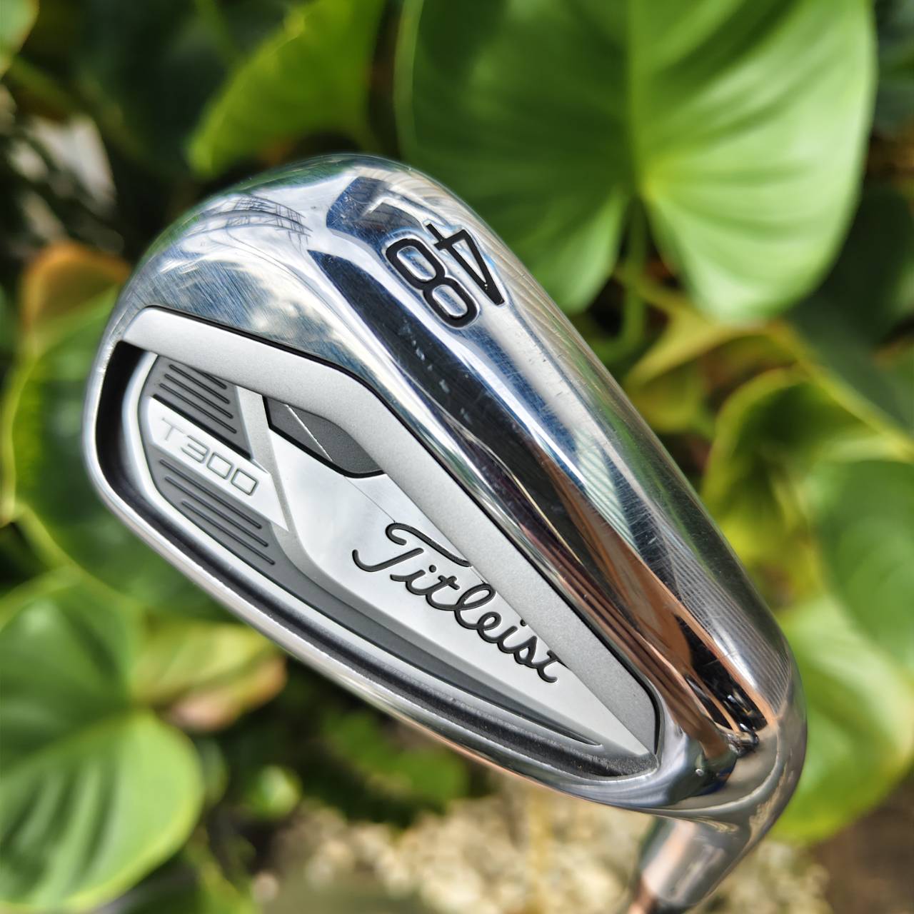 WEDGE 48° TITLEIST T300 มีเทคโนโลยี Max Impact และการใส่ทังสเตนความหนาแน่นสูง (D18) ที่ปลายใบเหล็ก