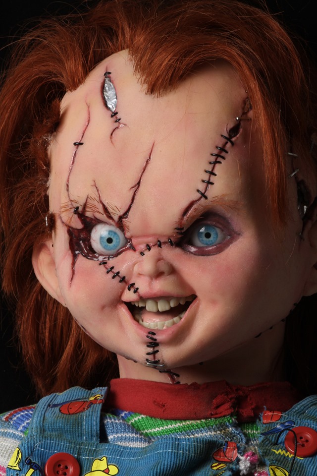 [สั่งจอง]Neca 42116 / 42117 Bride of Chucky Life-Size Chucky Replica
